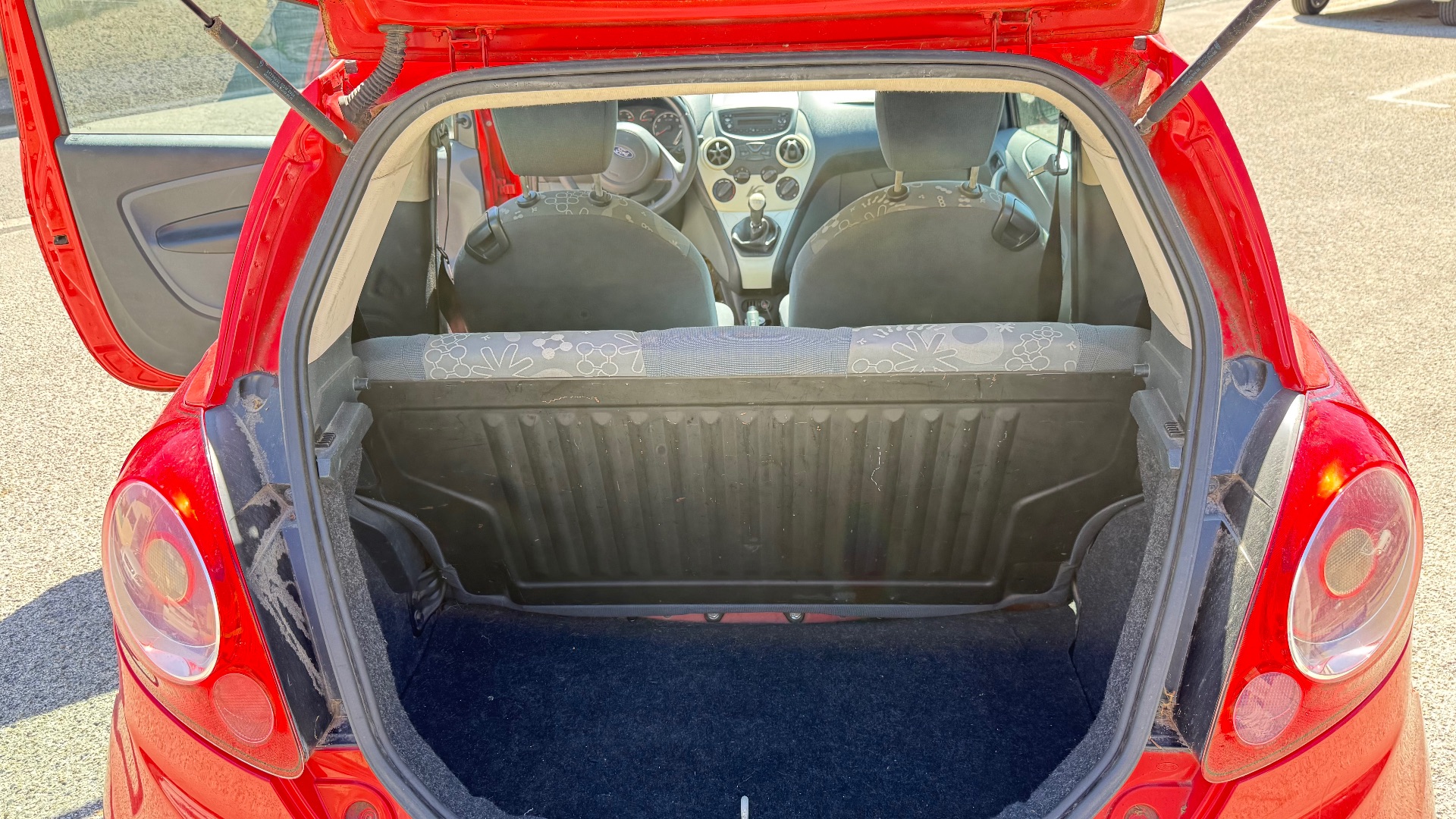 Ford Ka 1.2 ESSENCE 69ch TITANIUM