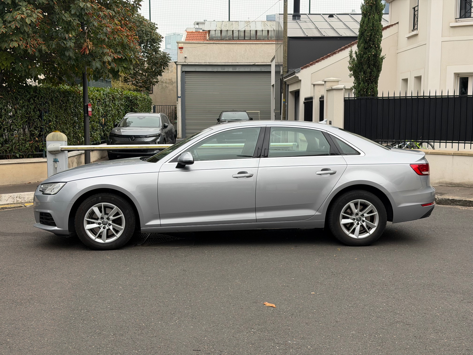 Audi A4 2.0 tdi BUSINESS LINE