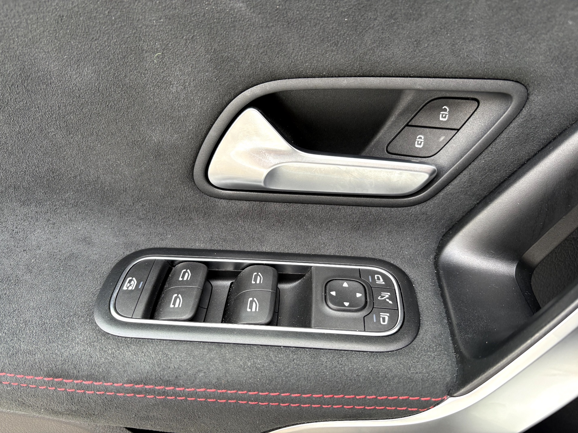 Mercedes-Benz Classe A 1.3 16V EQ Boost 7G-DCT BVA 136ch AMG LINE