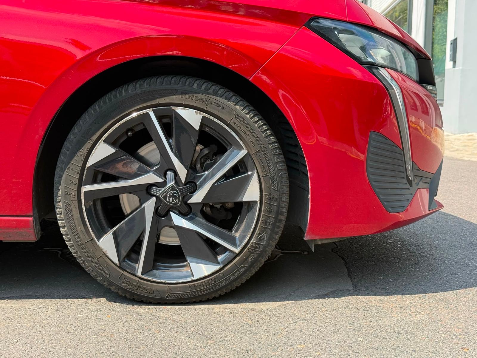 Peugeot 308sw 1.2 Hybrid 136ch GT