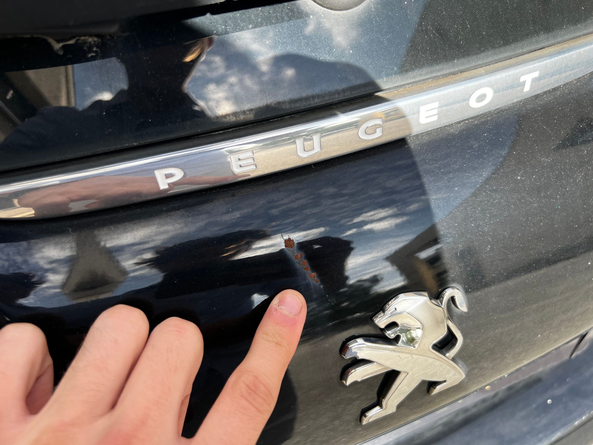 Peugeot 208 1.2 pure tech 82ch Allure