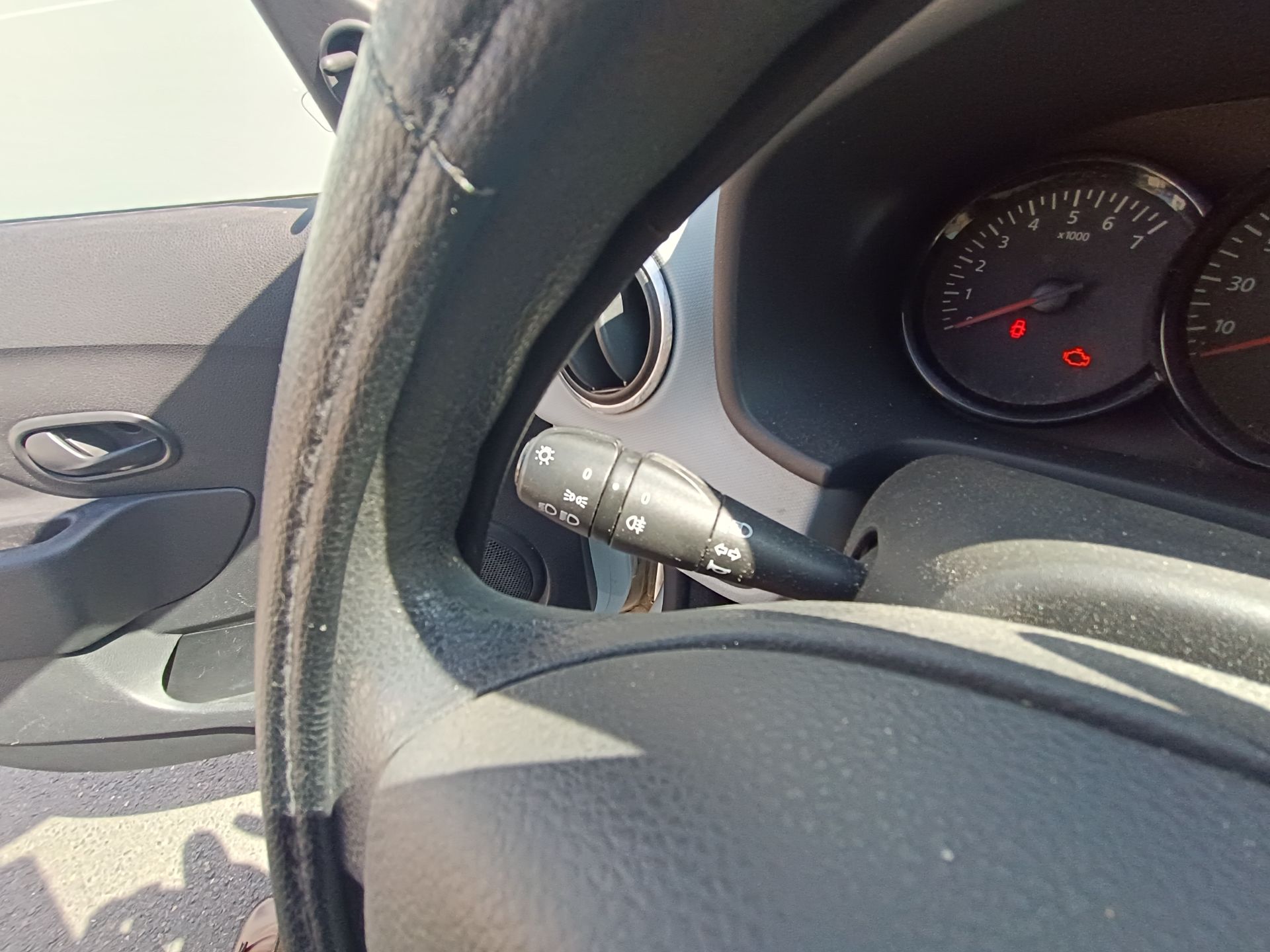 Dacia Logan 1.2i 75ch