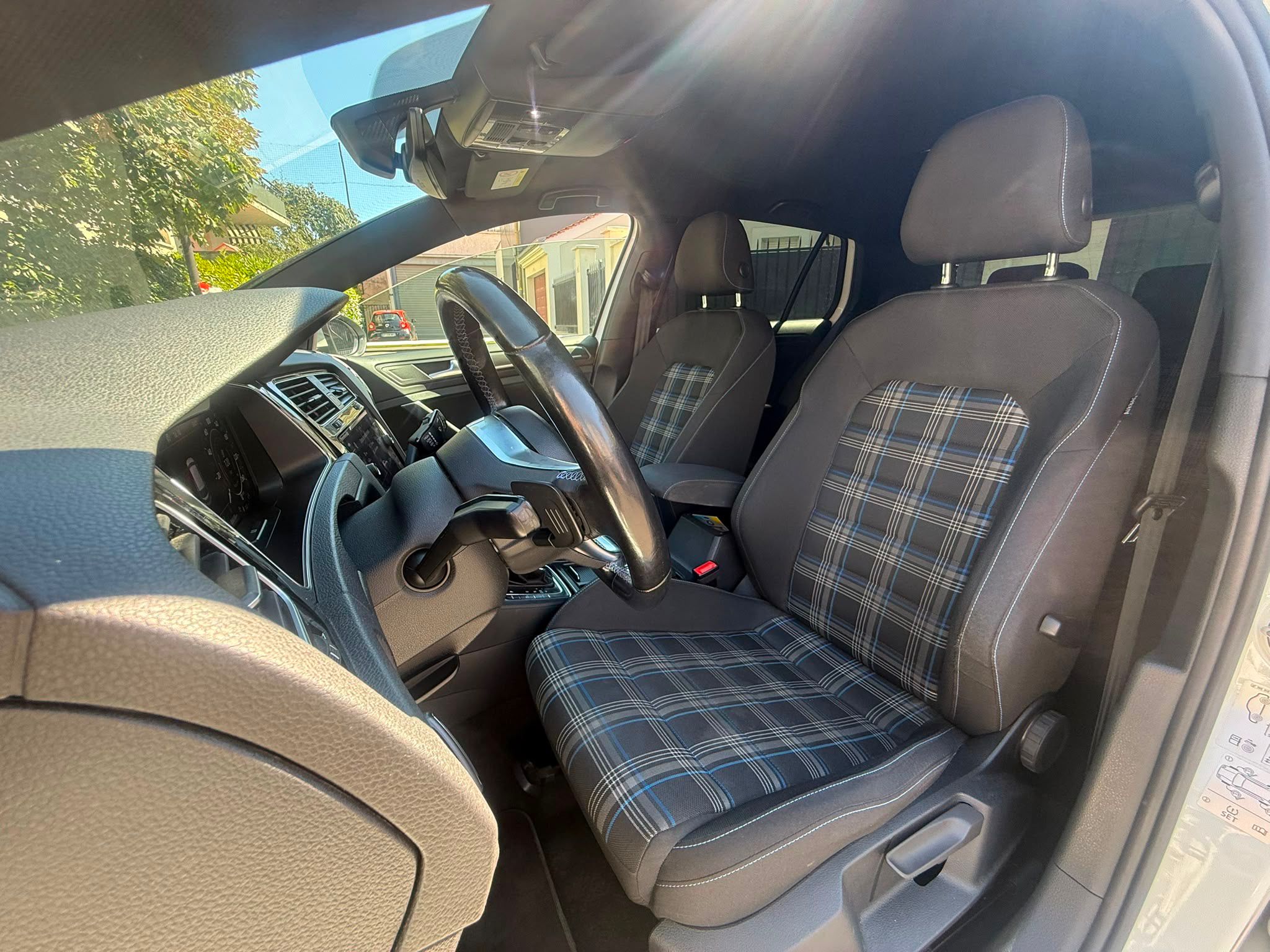 Volkswagen Golf 1.4 TSI 245ch GTE