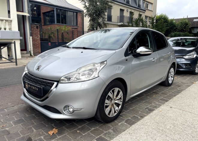 Peugeot 208 1.2 vti 82ch style