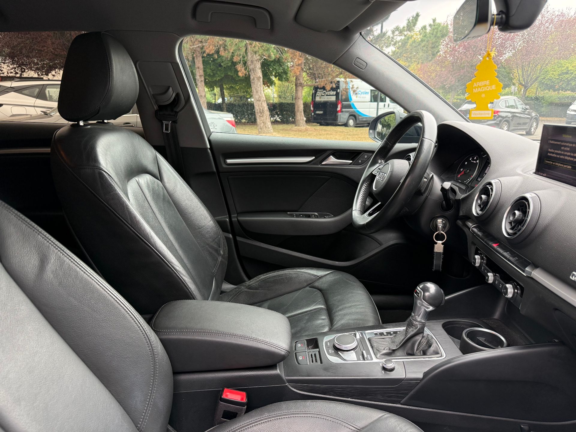 Audi A3 30TFSI 116ch Business line