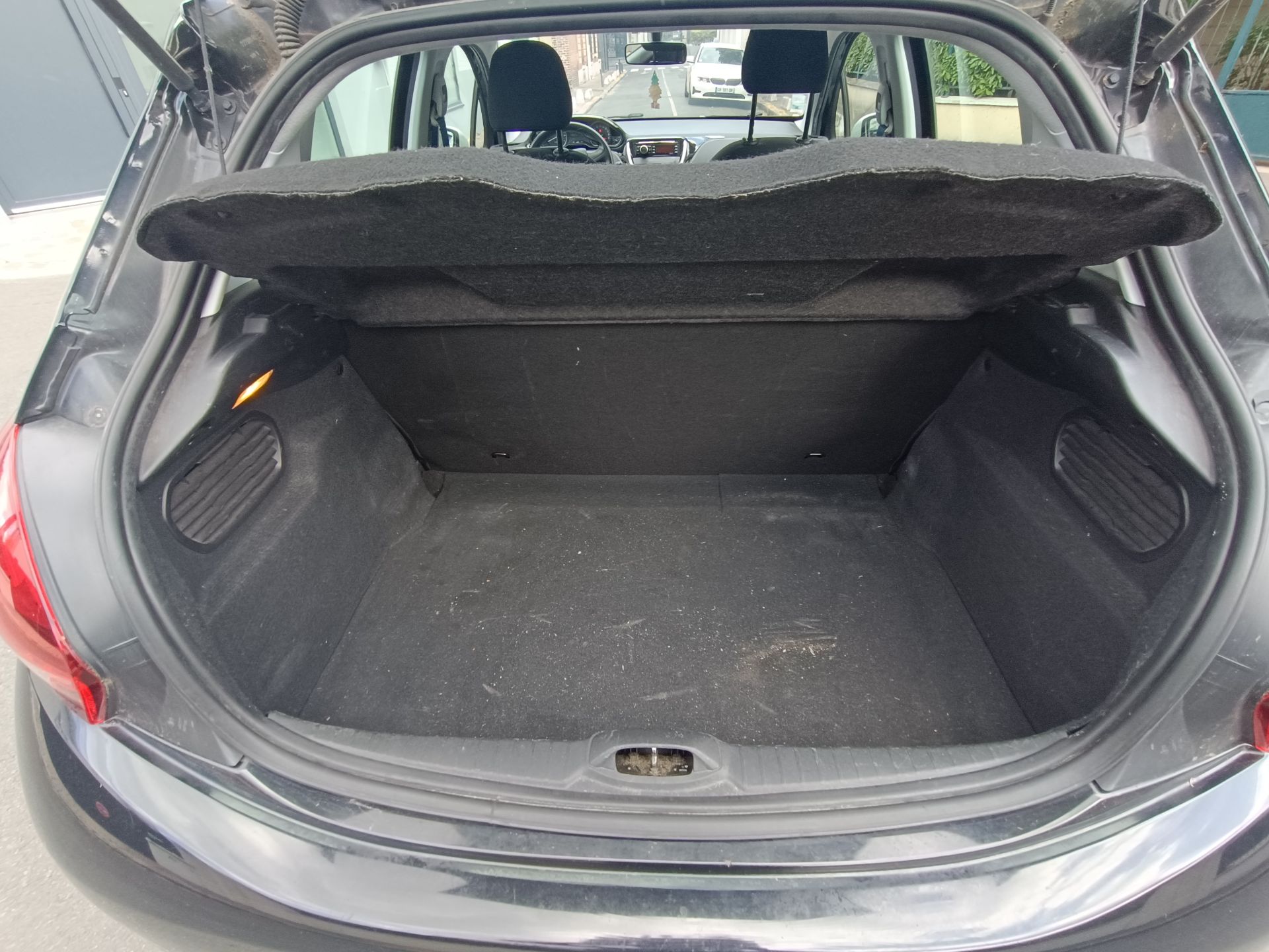 Peugeot 208 1.2 VTI 68ch Like