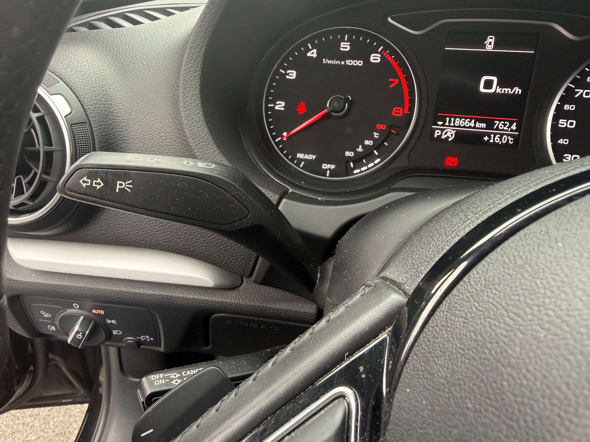Audi A3 30TFSI 116ch Business line