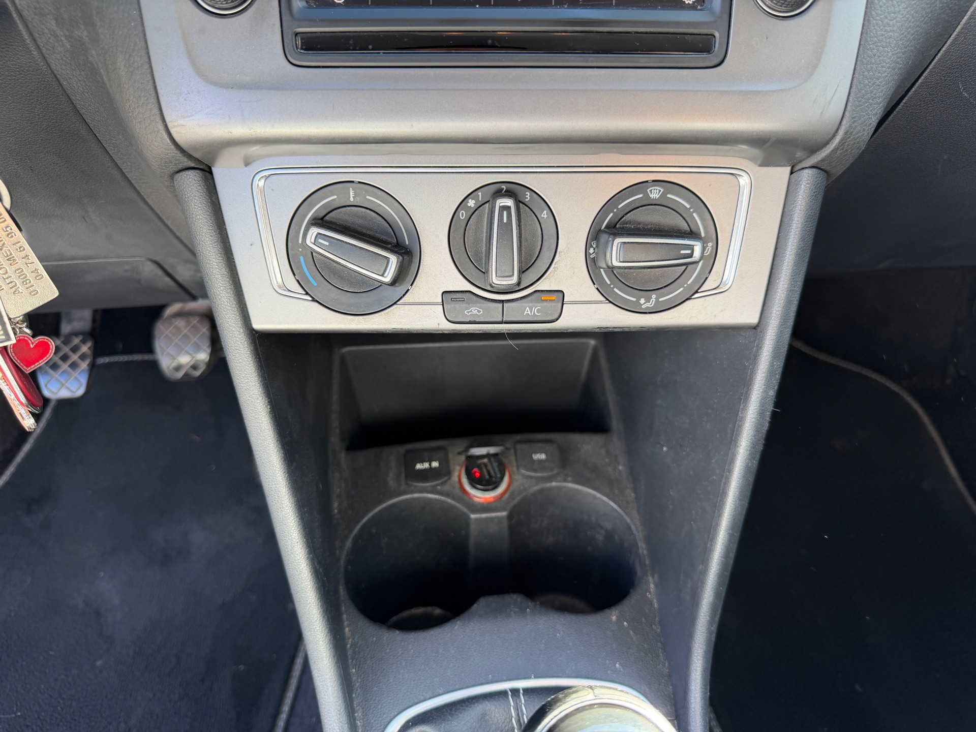 Volkswagen Polo 1.4 TDI 90ch LOUNGE