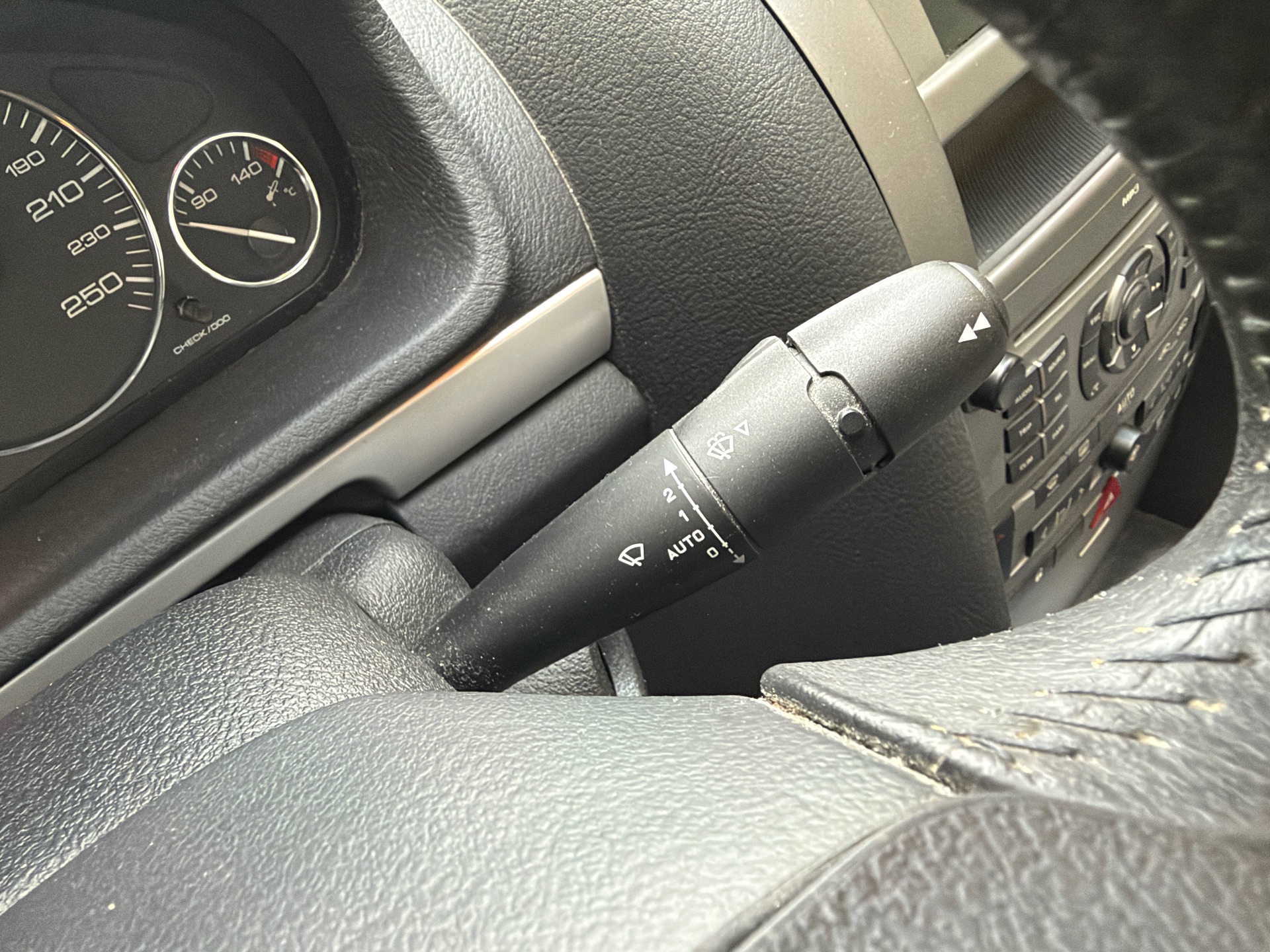 Peugeot 407 1.6 HDI 110ch “Confort Pack”