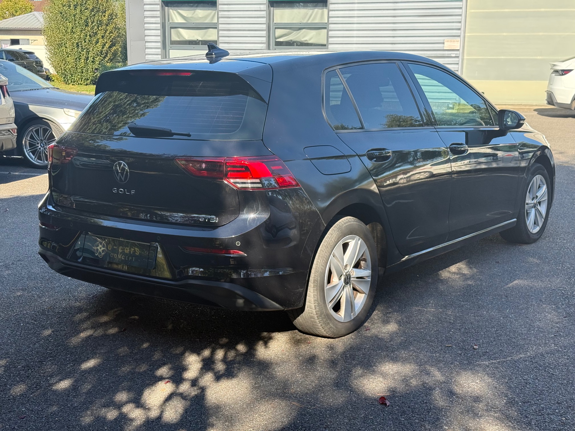 Volkswagen Golf 8 1.5 eTSI DSG7 150 ch 150ch Life Business 1st