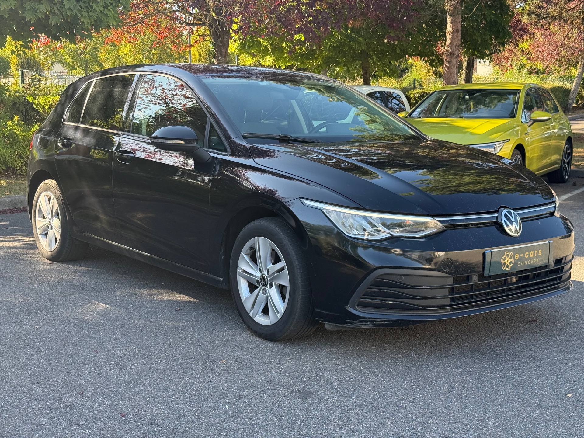 Volkswagen Golf 8 1.5 eTSI DSG7 150 ch 150ch Life Business 1st
