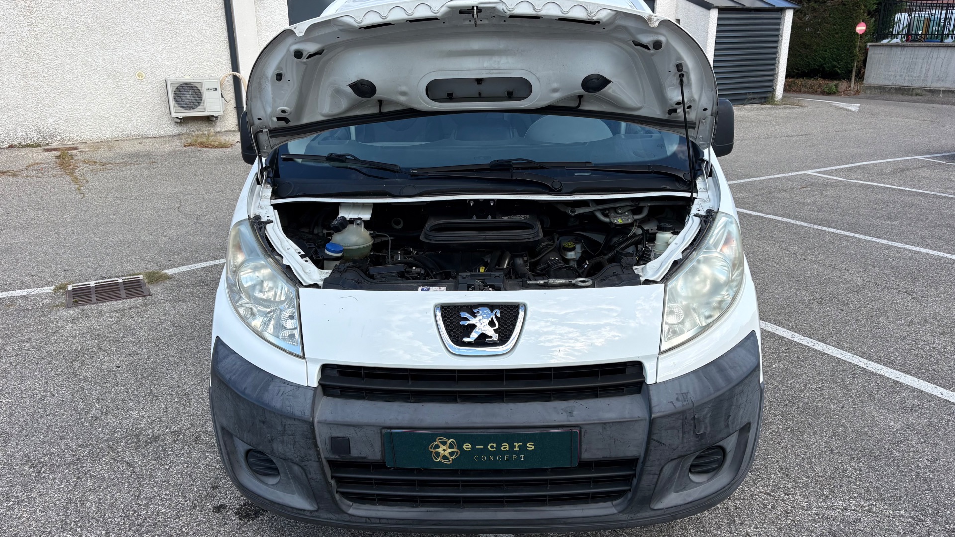 Peugeot Expert 2.0l HDI 136ch L2H1 cabine rallongé