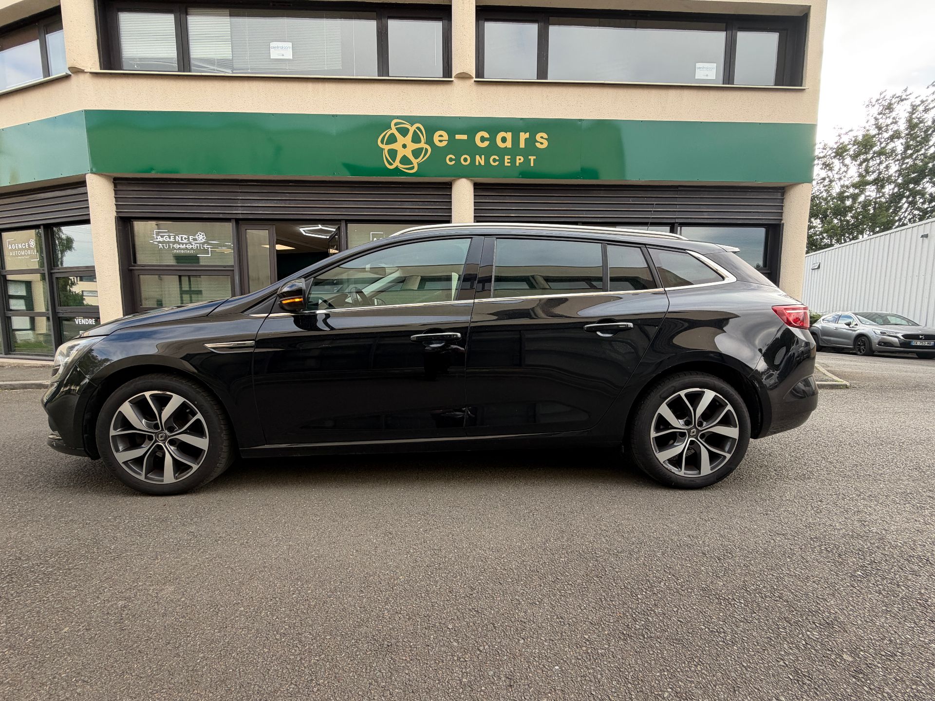 Renault Mégane “Intense Bose” – 8 490 € (Max 6890€)