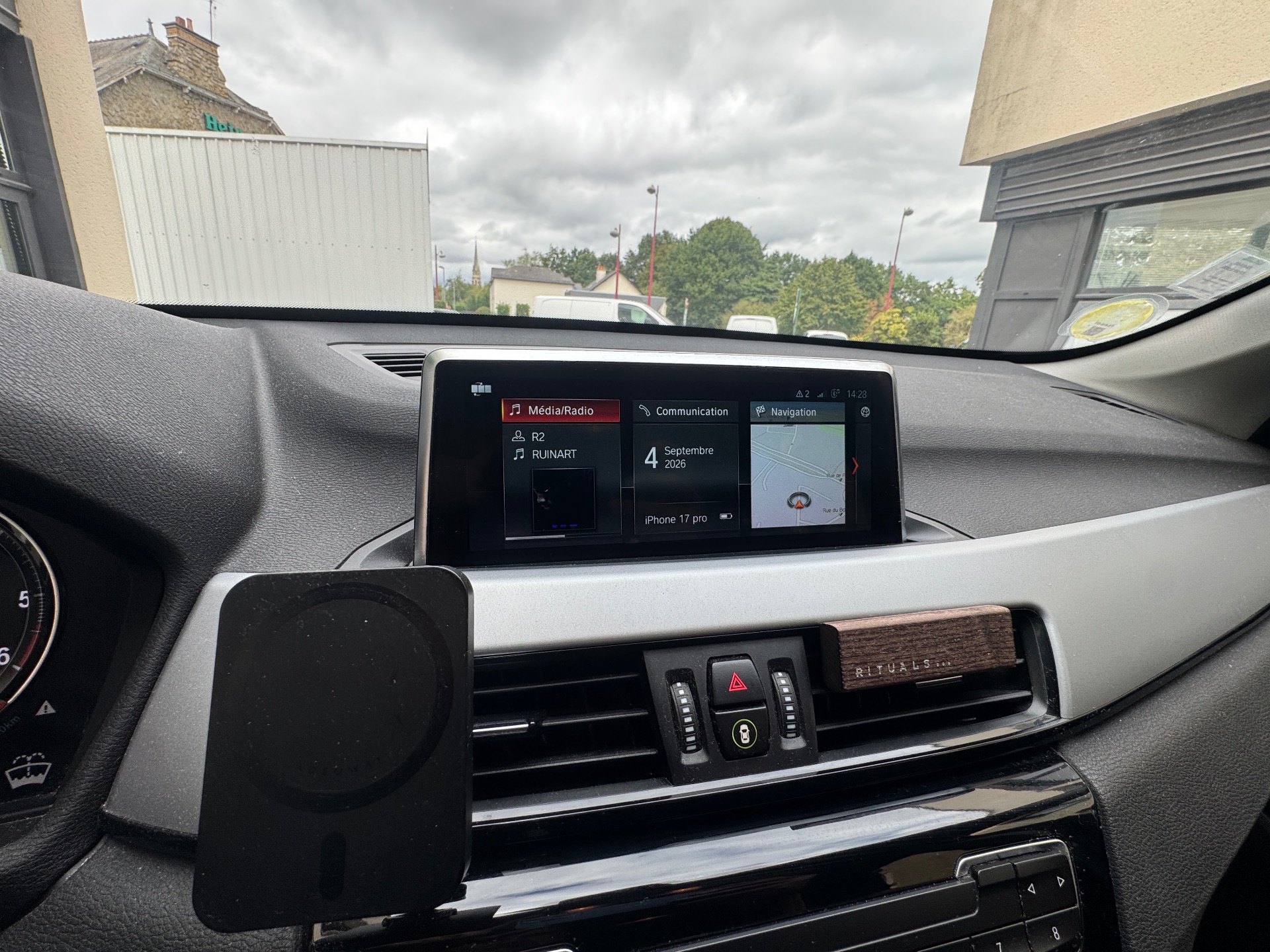 BMW X1 16d 116ch BUSNESS DESIGN