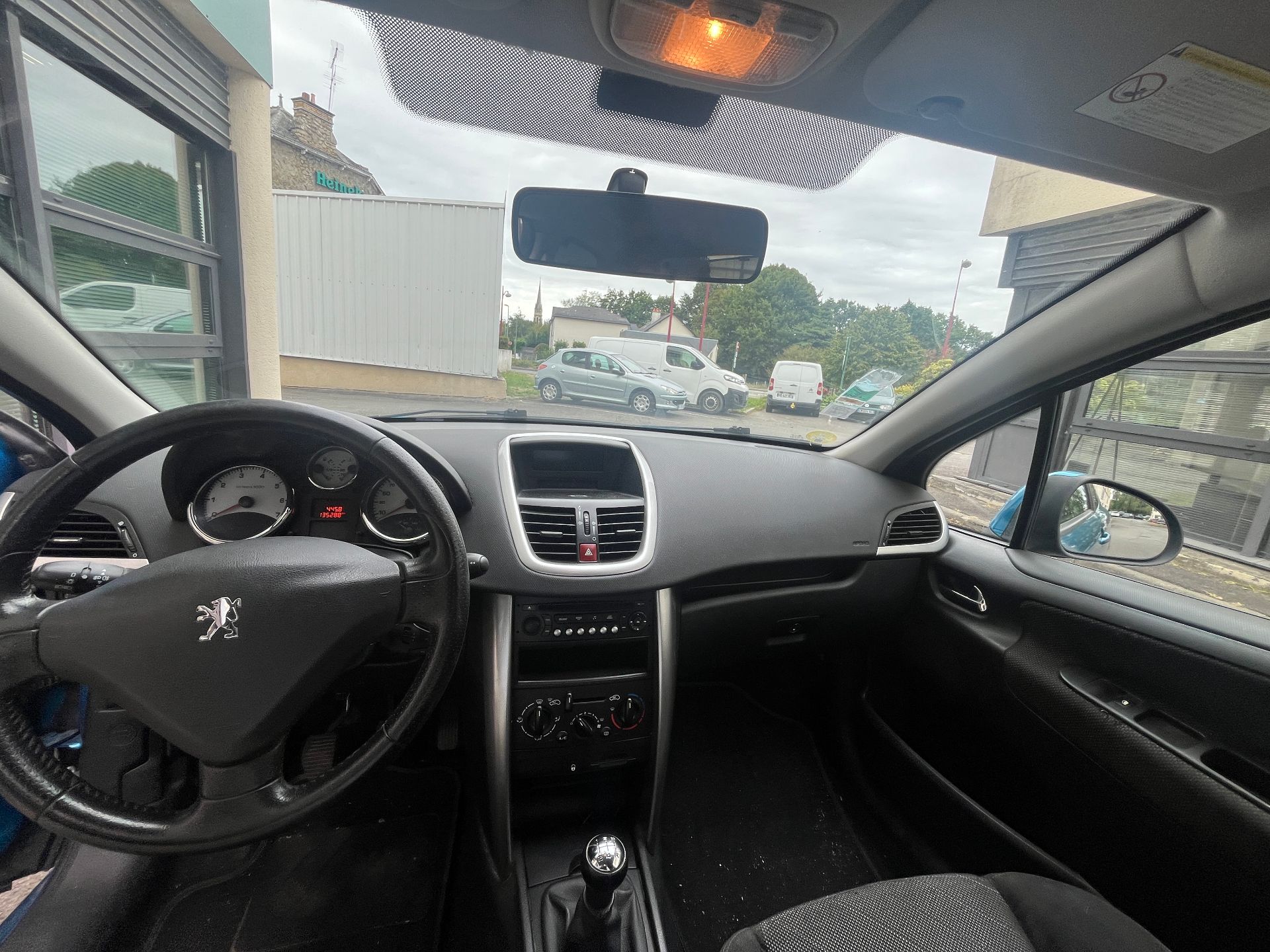Peugeot 207 1.4 L 90ch Sport