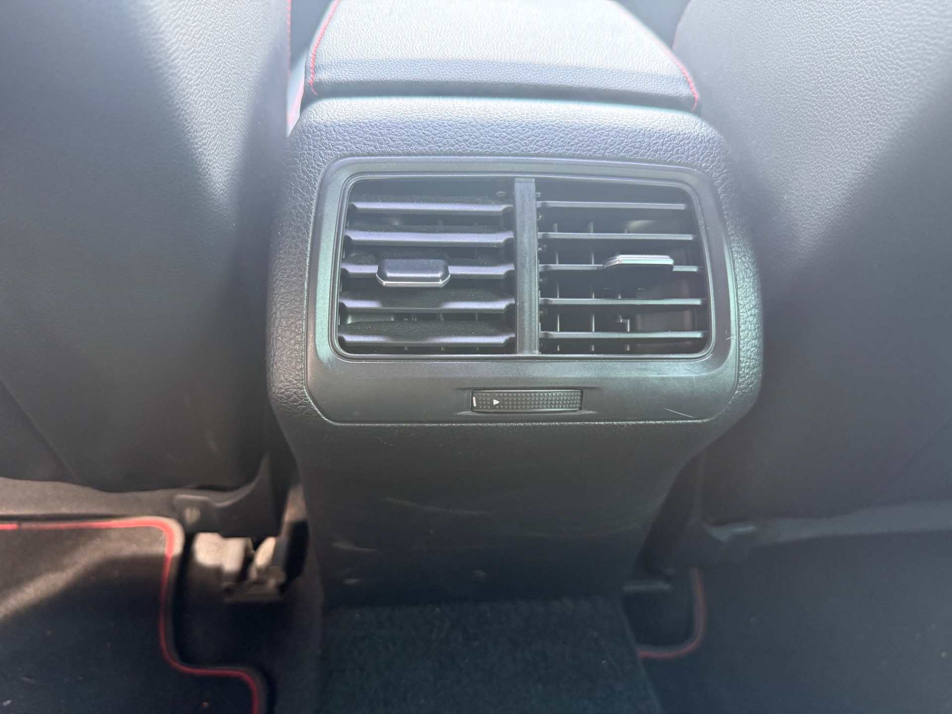 Volkswagen Golf 2.0 TFSI 16V Blue Motion 230ch GTI Performance
