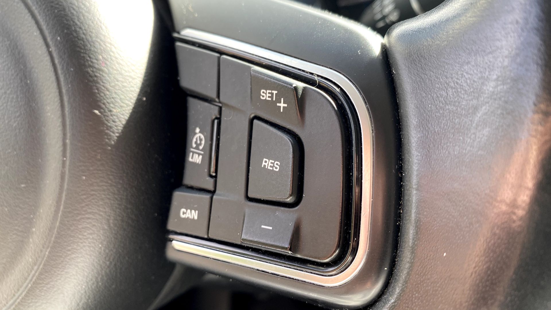 Jaguar F-Pace 2.0D 180ch Pure 4×4