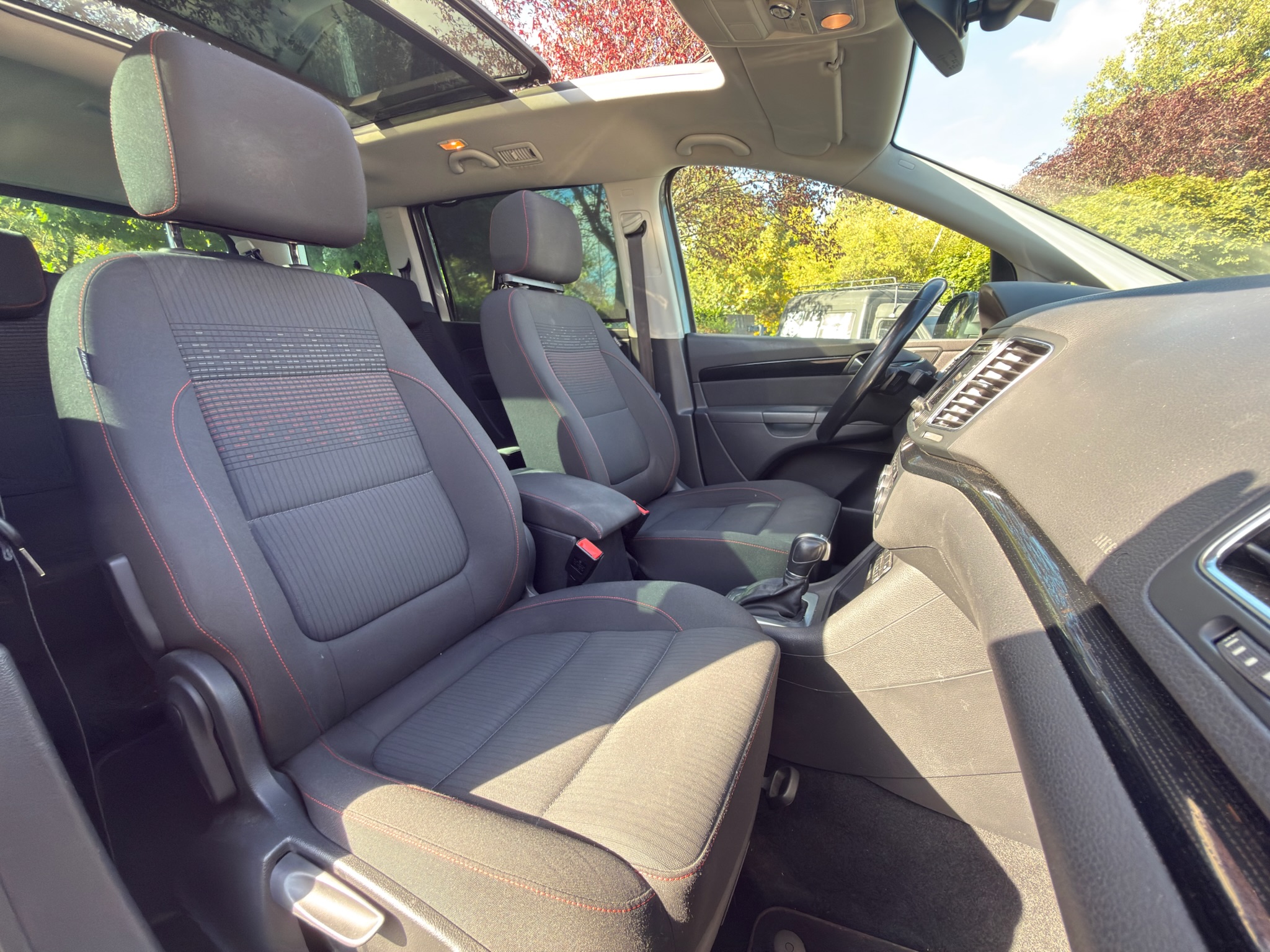 Volkswagen Sharan 2.0 TDI 16V BMT DSG6 150 cv Boîte auto