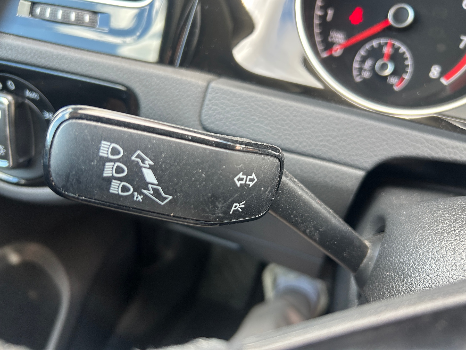 Volkswagen GOLF 7 1,4 TSI 140ch Carat