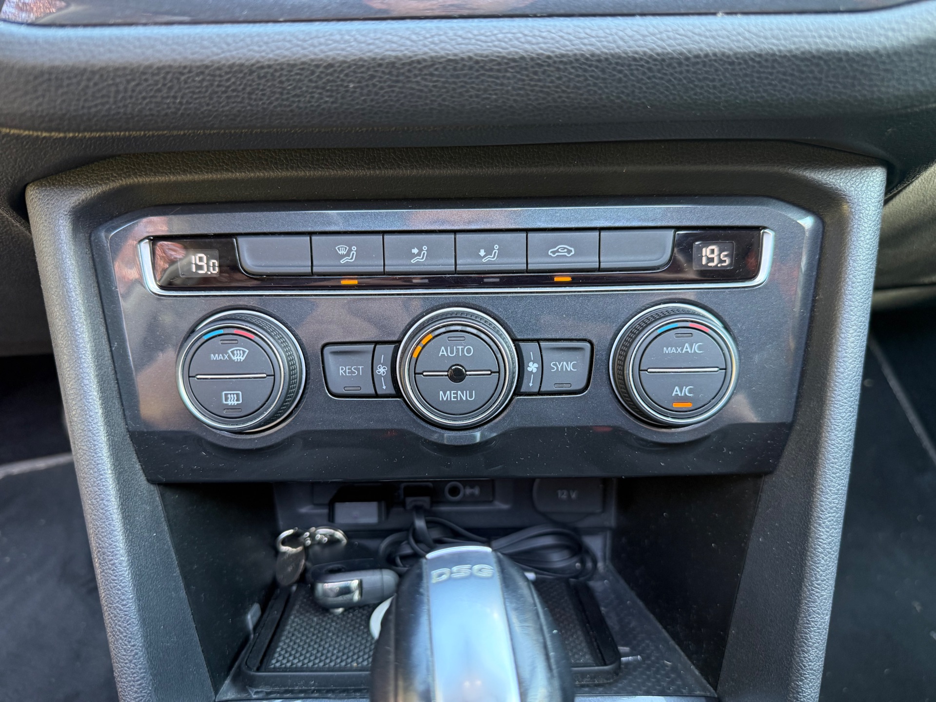 Volkswagen Tiguan Allspace 2.0 TDI DSG7 150 ch 150ch Carat