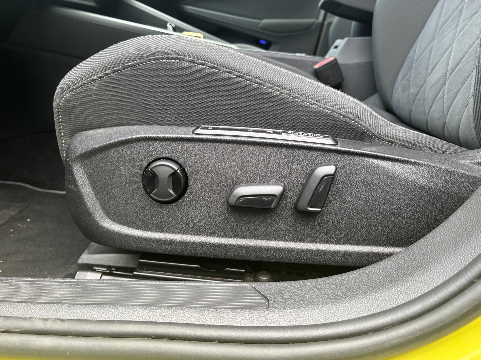 Volkswagen Golf 1.5 e-TSI 150ch 1st Edition