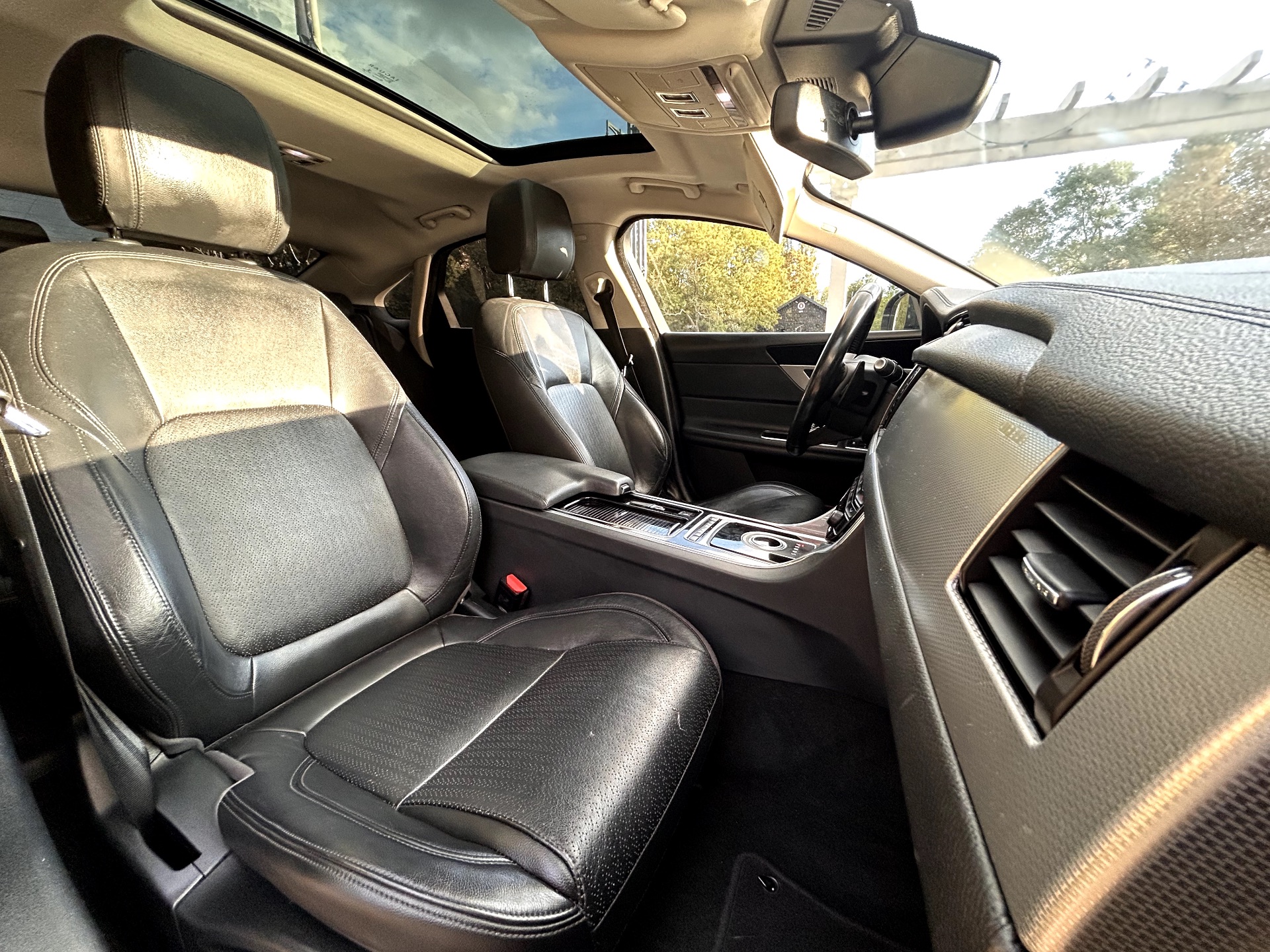 Jaguar XF 2.0 163ch performance buisness