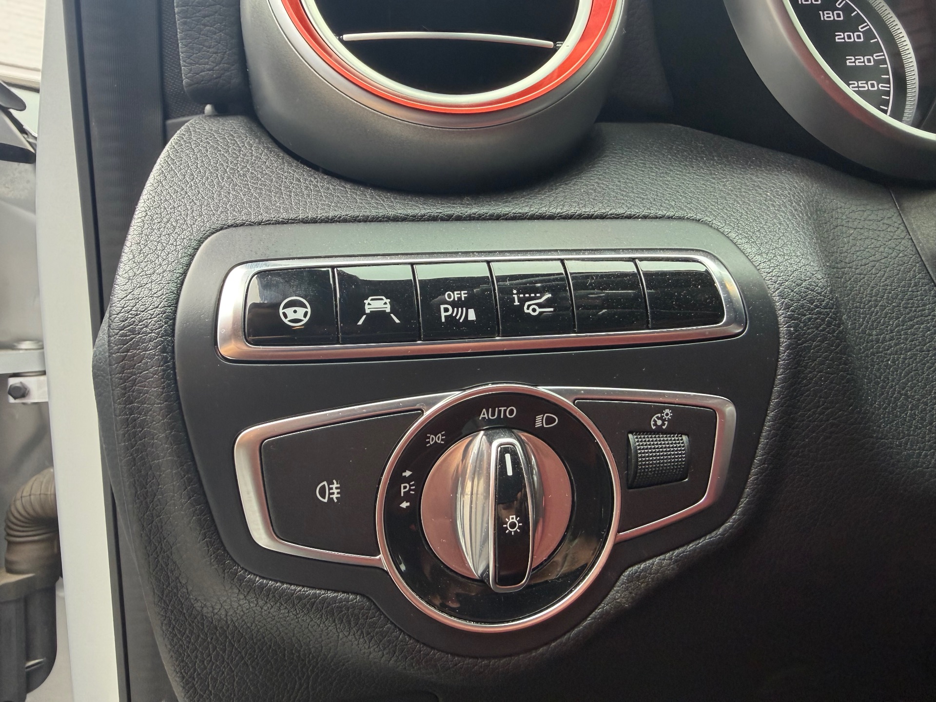 Mercedes-Benz Classe C 3.0 V6 biturbo 367ch 43 AMG