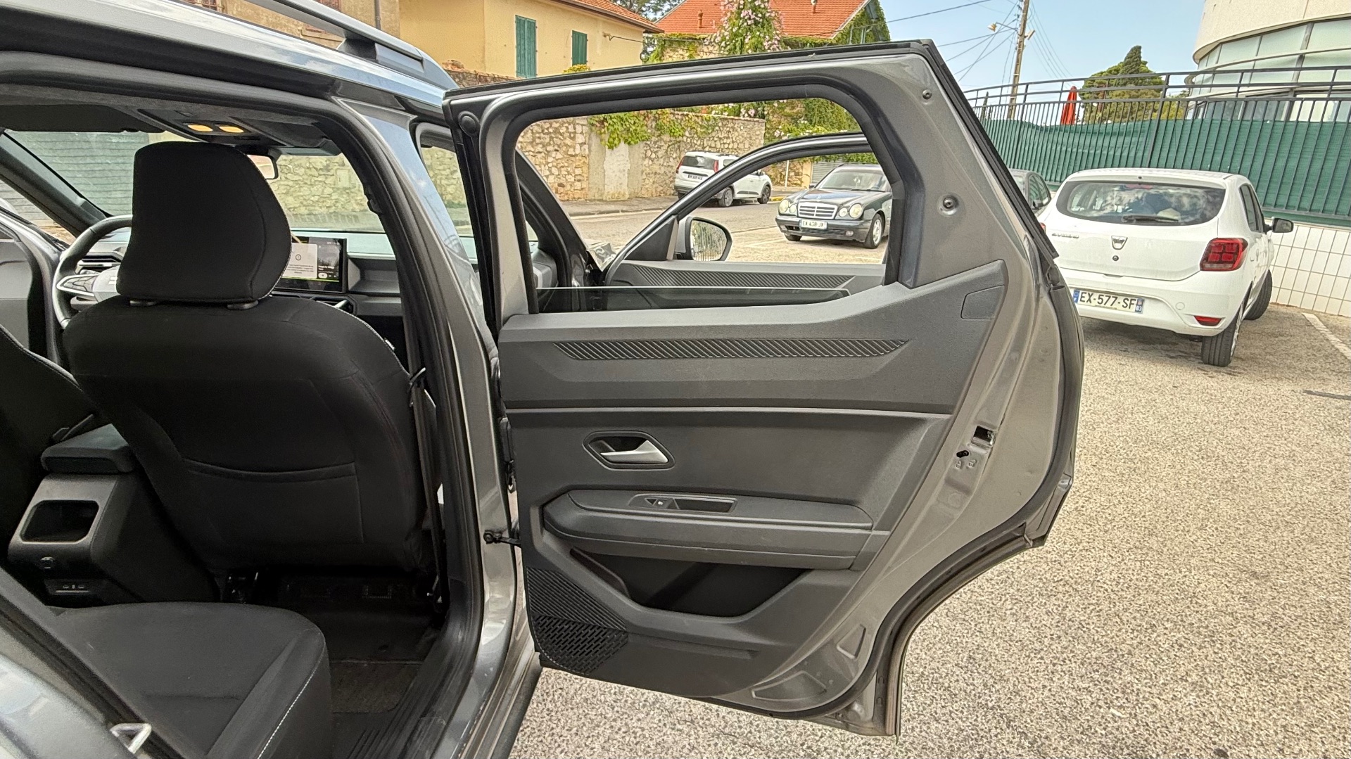 Dacia Duster 1.6 HYBRID 140ch Journey