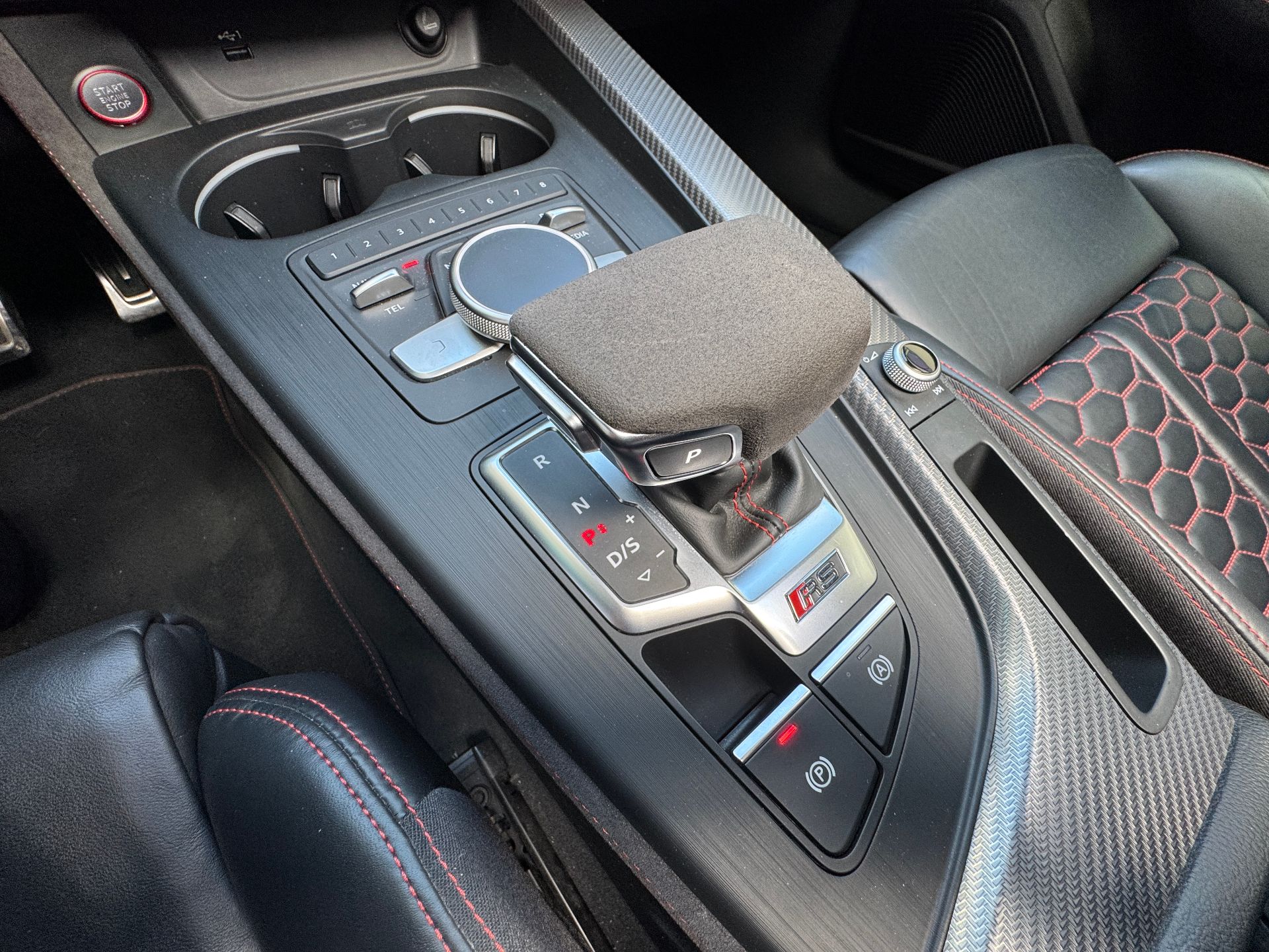 Audi RS4 V6 2.9 TFSI 450ch RS