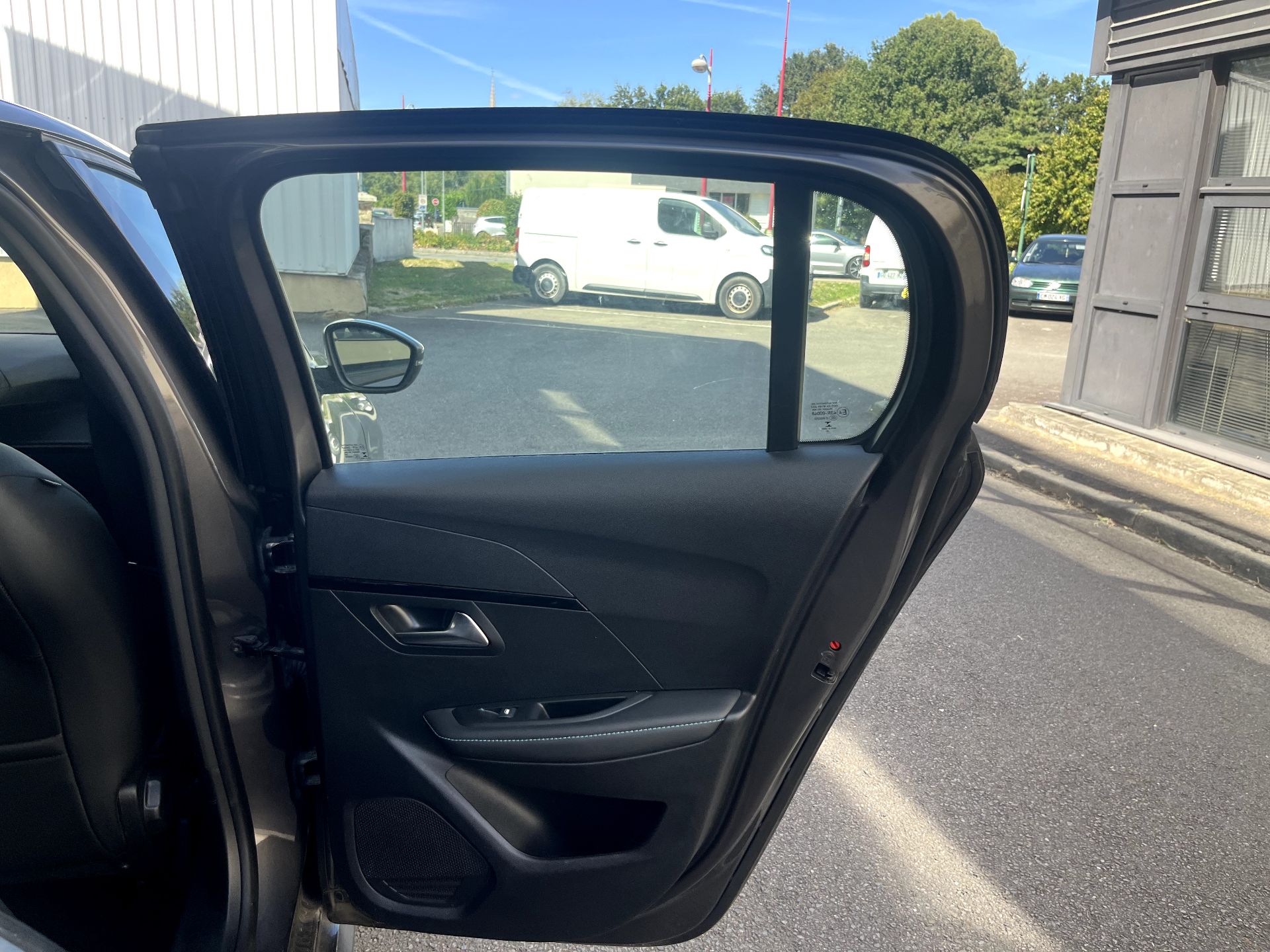Peugeot 208 1.2 L 100ch Allur