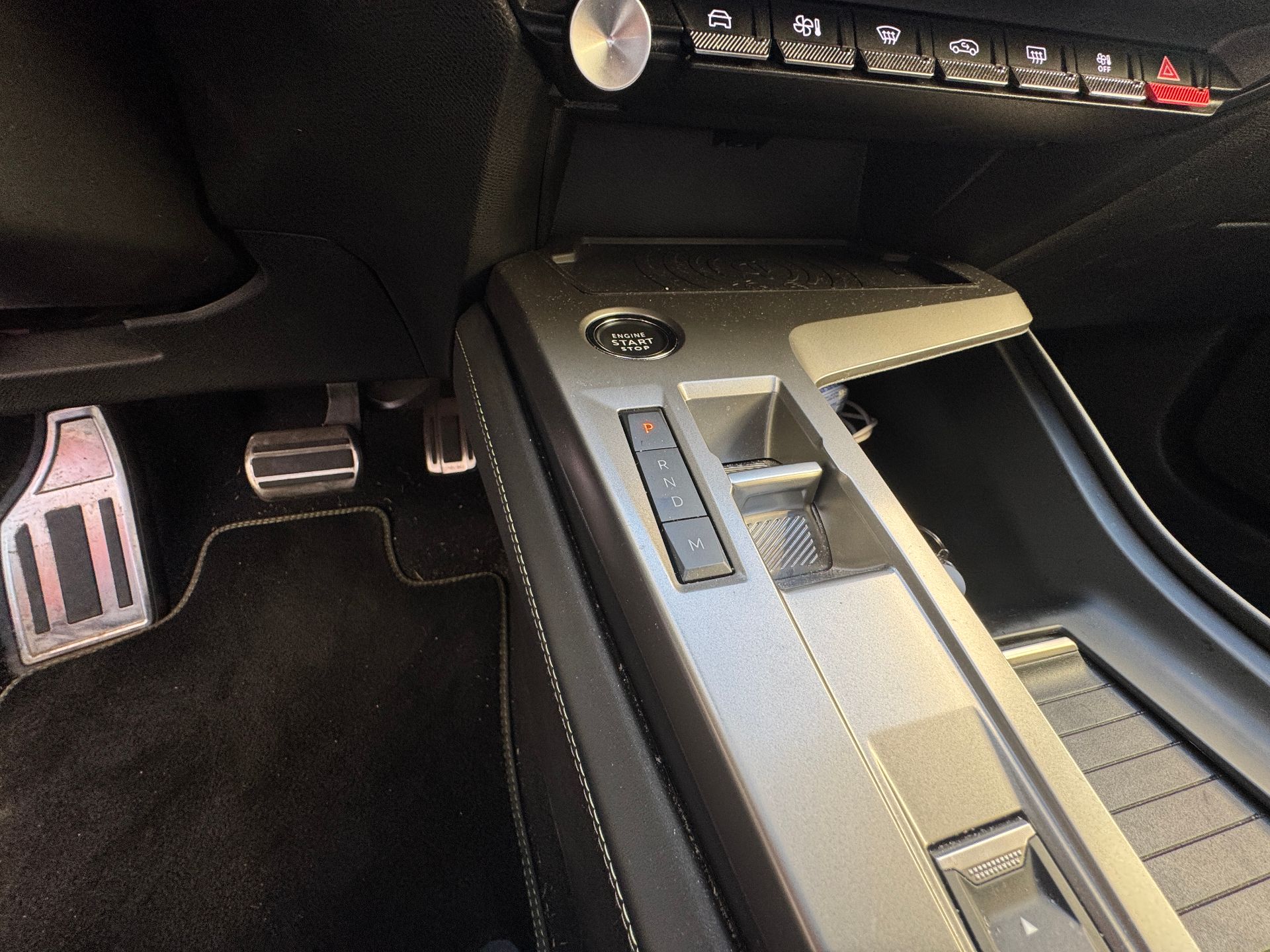 Peugeot 308 SW 1.2 HYBRID 136ch GT LINE