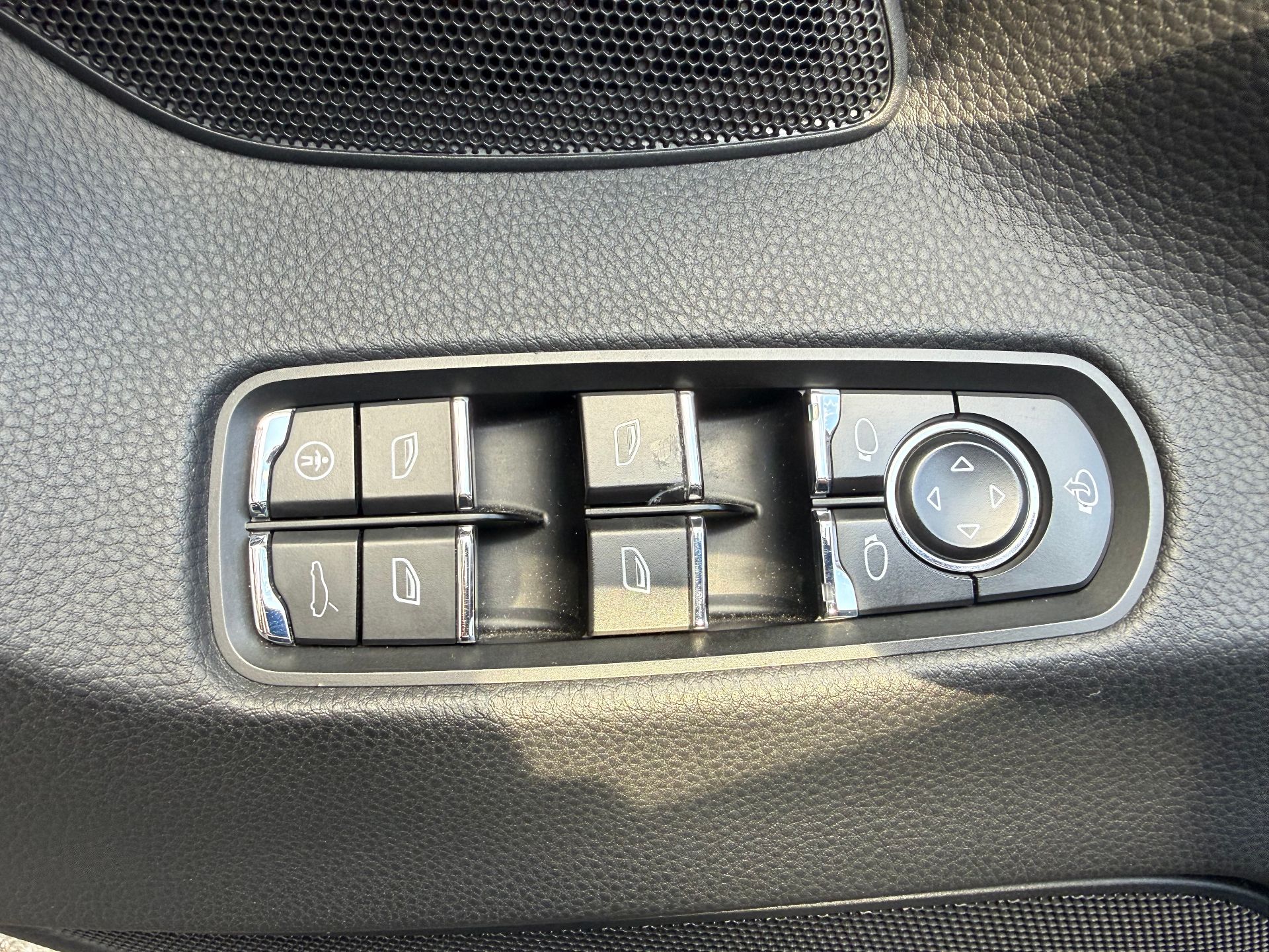 Porsche Panamera 3.6 V6 300ch
