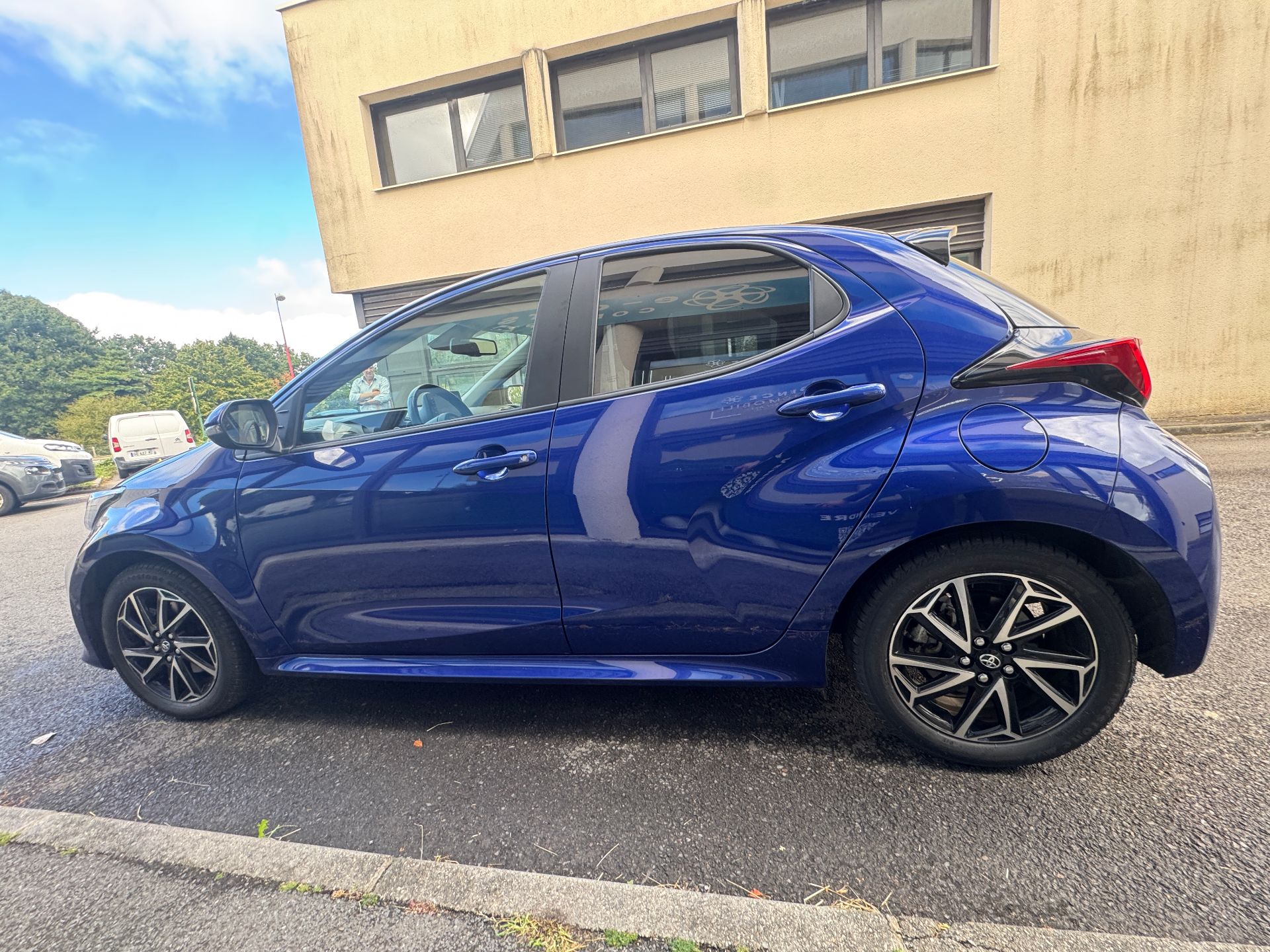 Toyota Yaris 1.5 VVTI 12V 116 HSD Hybrid E-CVT 92ch DESIGN PACK
