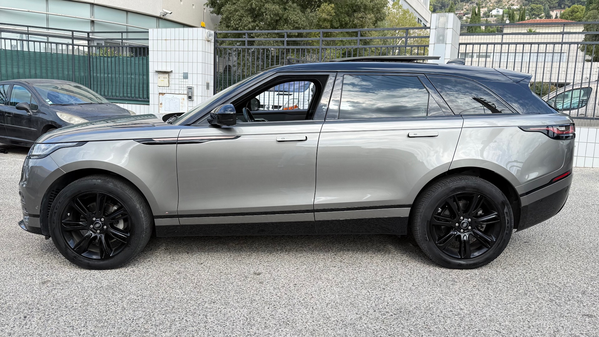 Land Rover Range Rover Velar 2.O SD4 240ch HSE R-DYNAMIC