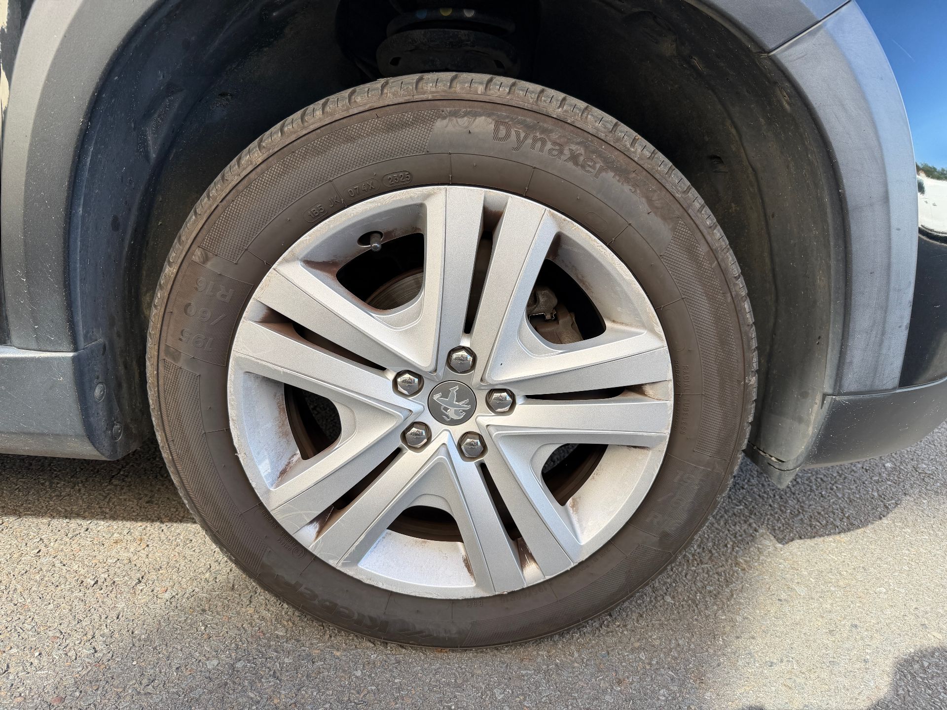 Peugeot 2008 1.2 VTI 82ch SIGNATURE