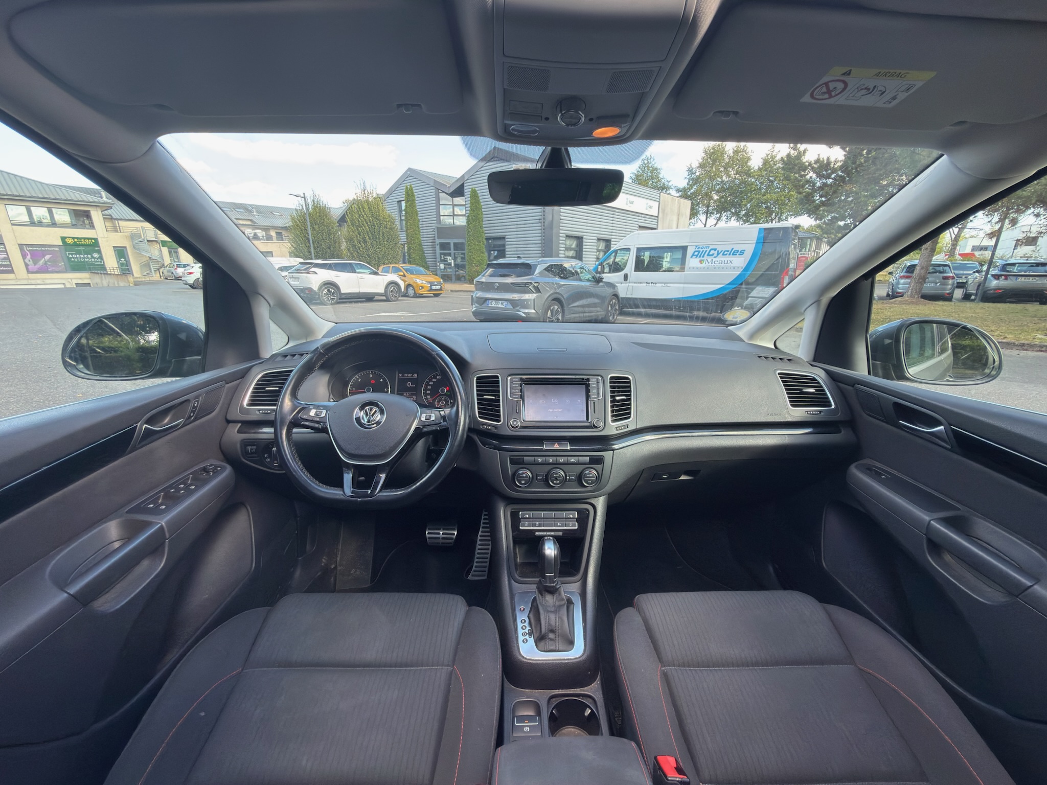 Volkswagen Sharan 2.0 TDI 16V BMT DSG6 150 cv Boîte auto