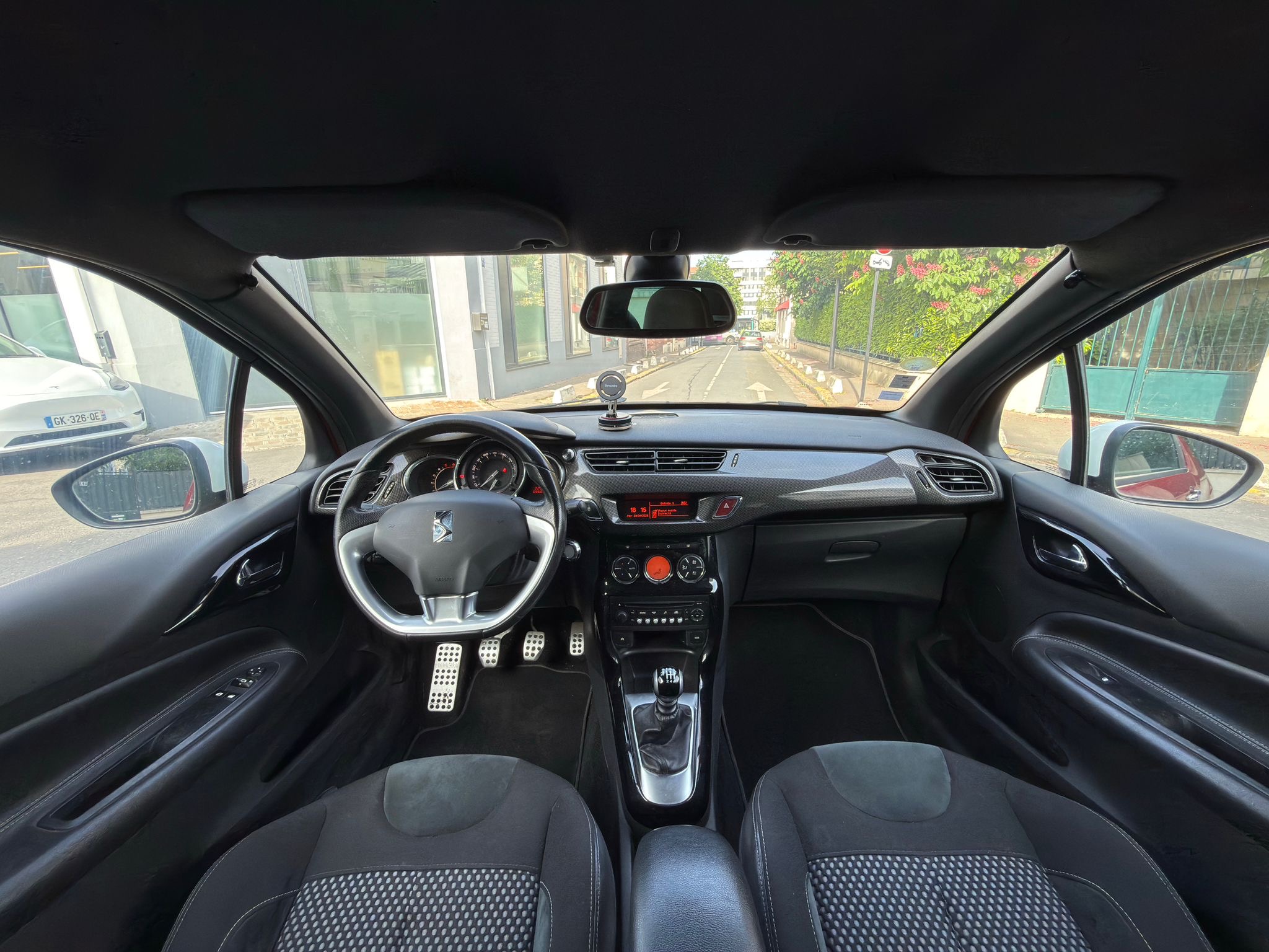 Citroën DS3 1.6 e HDI 112ch sportchic