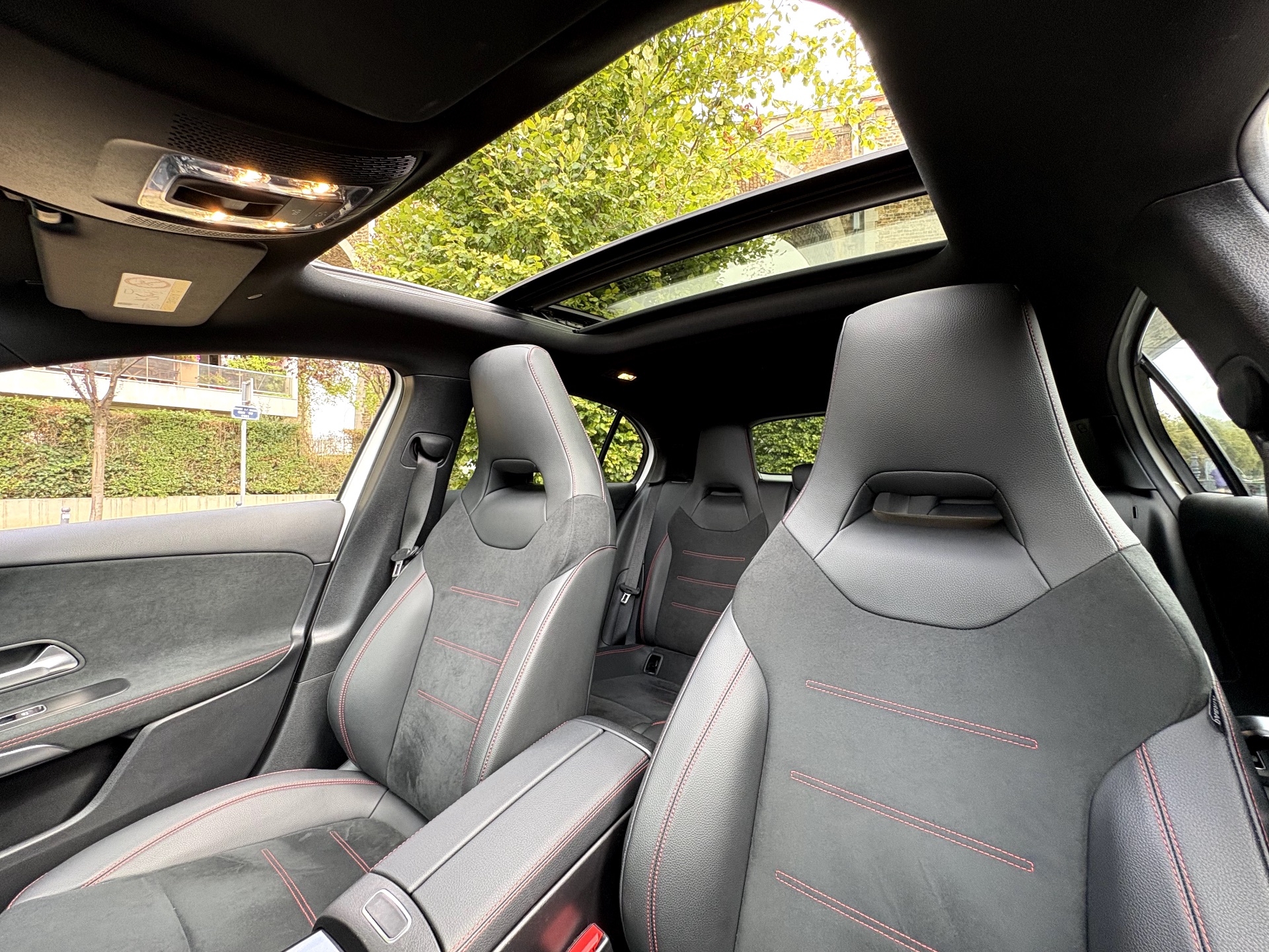 Mercedes-Benz Classe A 1.3 16V EQ Boost 7G-DCT BVA 136ch AMG LINE