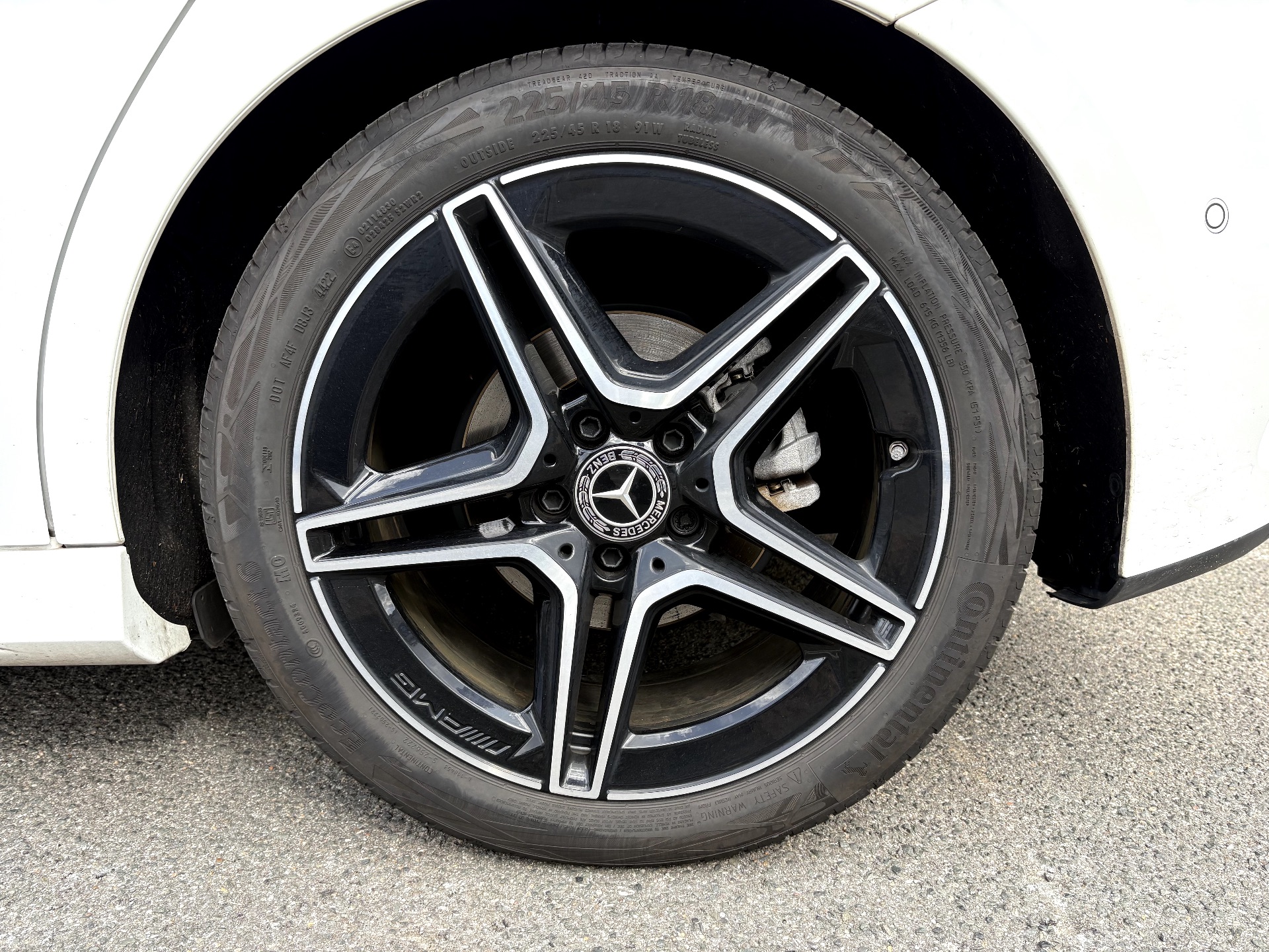 Mercedes-Benz Classe A 1.3 16V EQ Boost 7G-DCT BVA 136ch AMG LINE