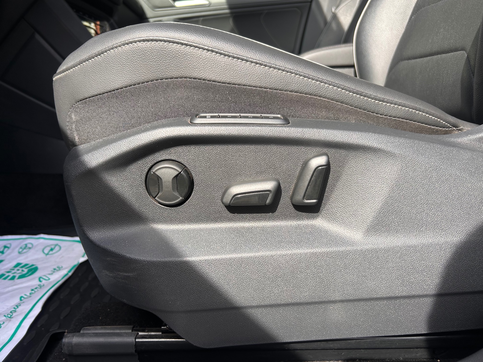 volkwasgen Tiguan 2.0L 150ch R line exclusive