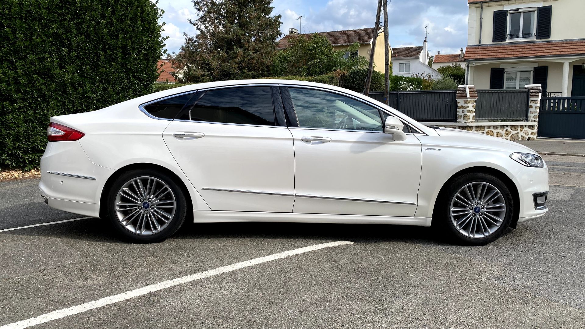 Ford Mondeo 2.0 i 187ch Vignale