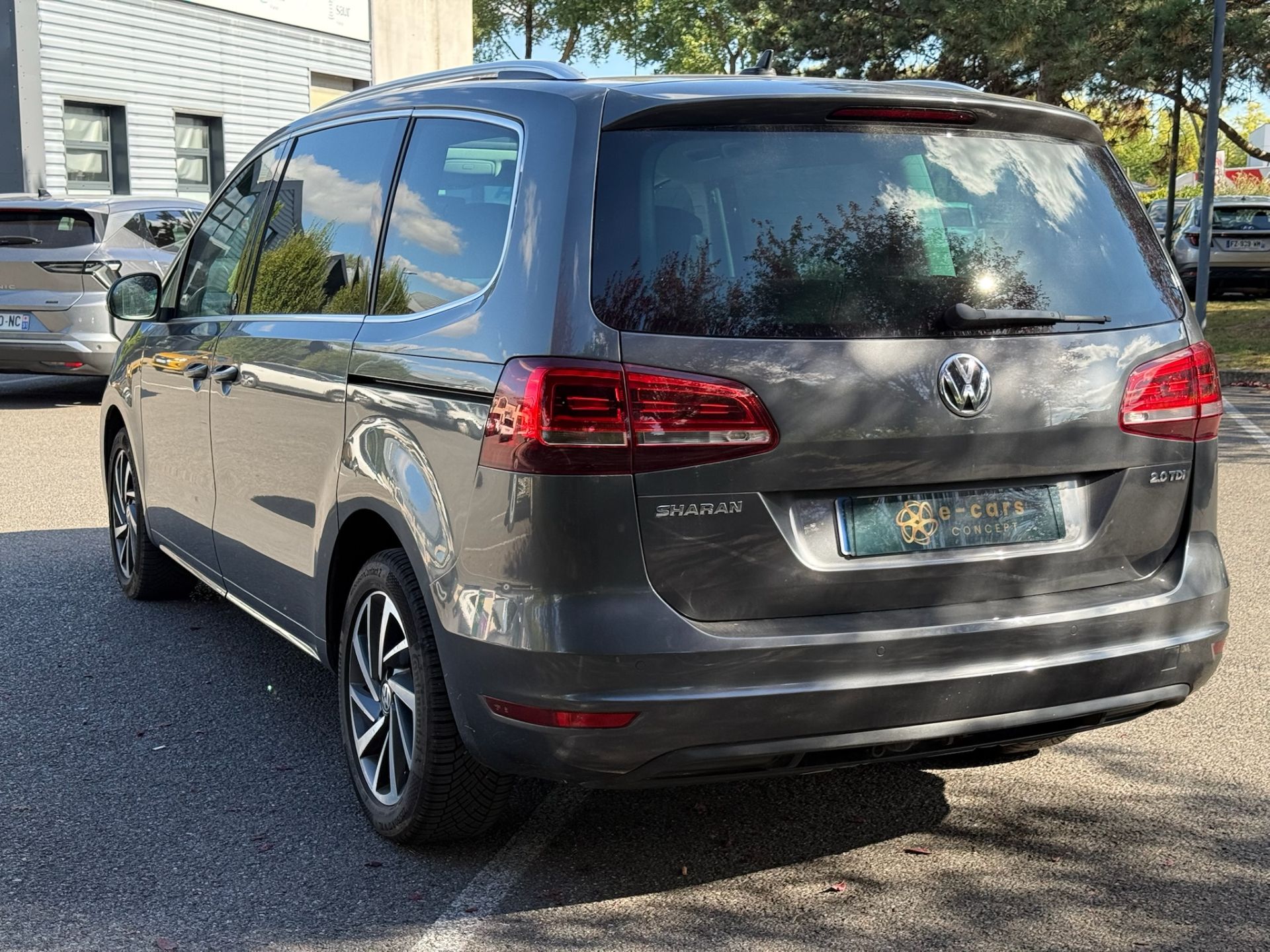 Volkswagen Sharan 2.0 TDI 16V BMT DSG6 150 cv Boîte auto