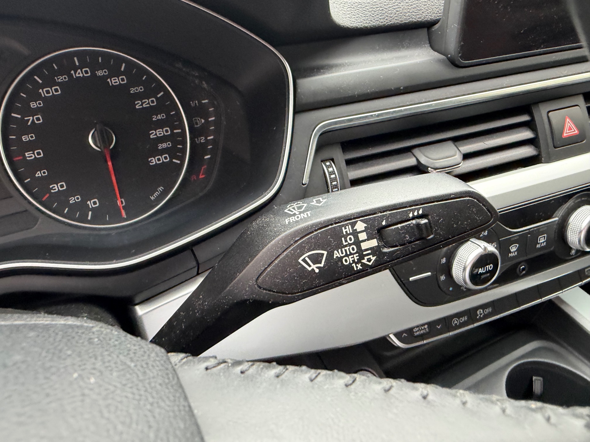 Audi A4 2.0 tdi BUSINESS LINE