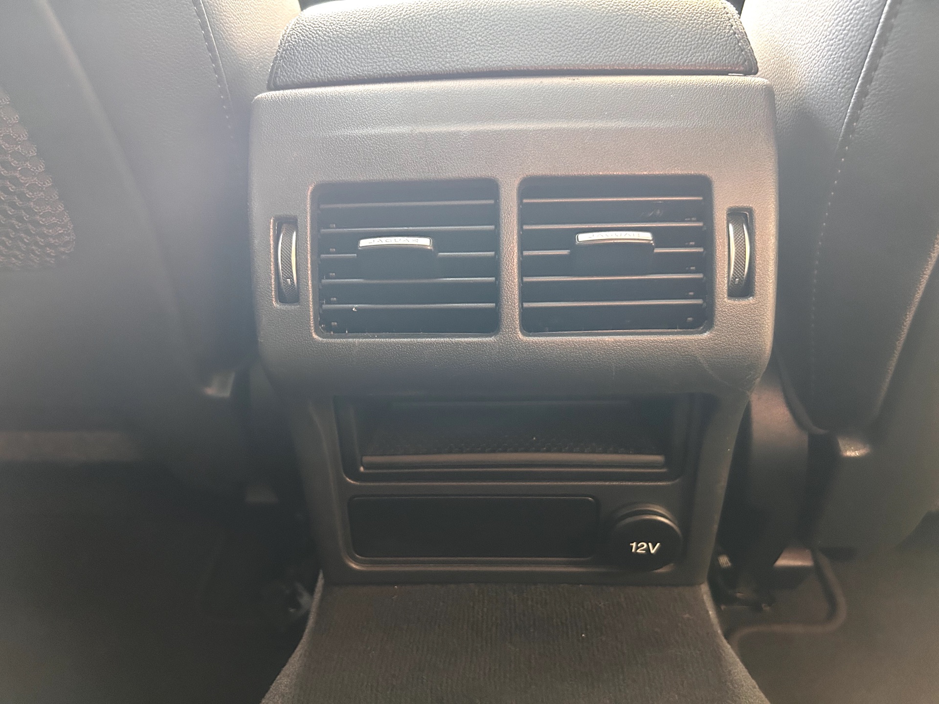 Jaguar XF 2.0 163ch performance buisness