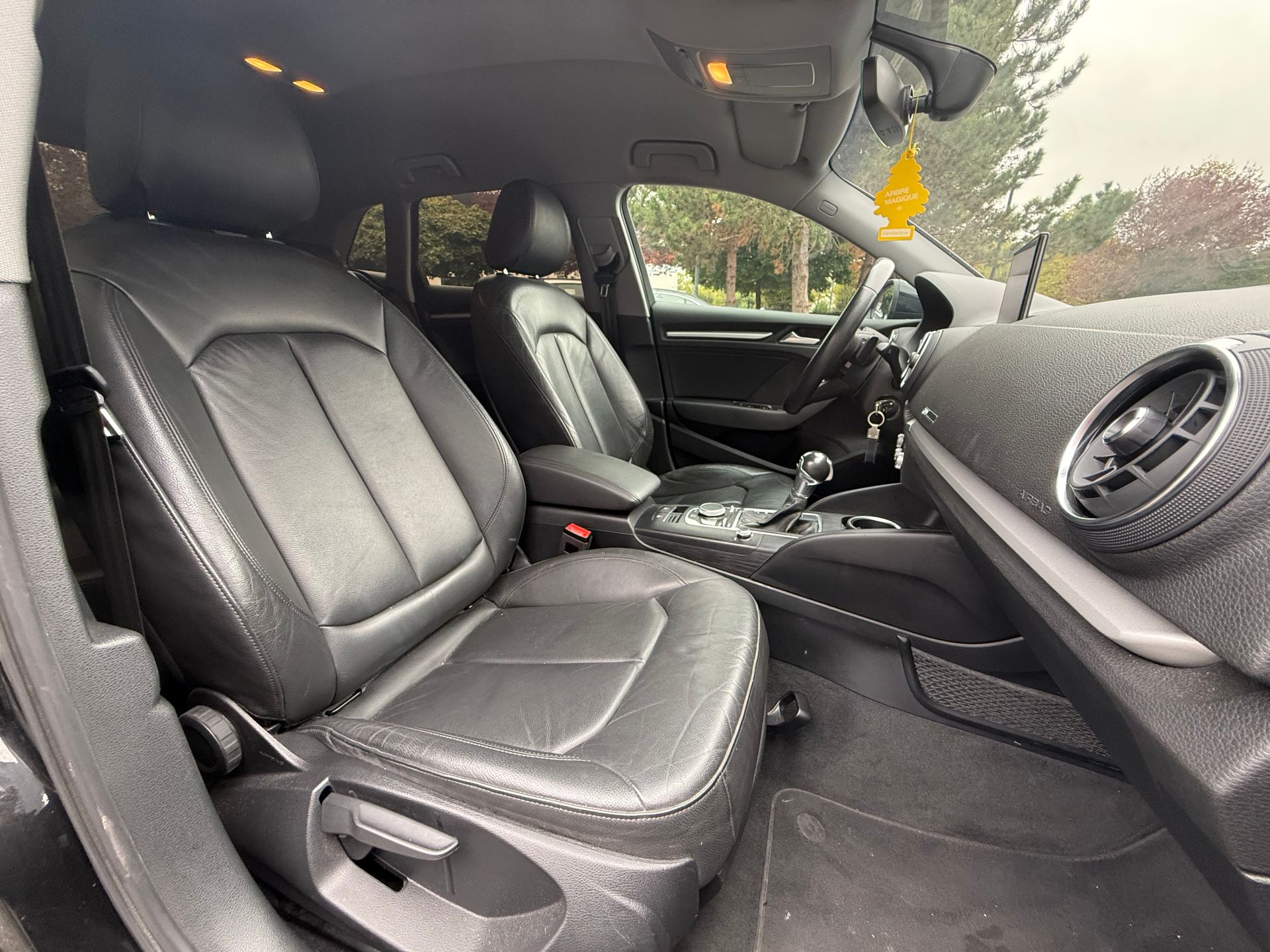 Audi A3 30TFSI 116ch Business line