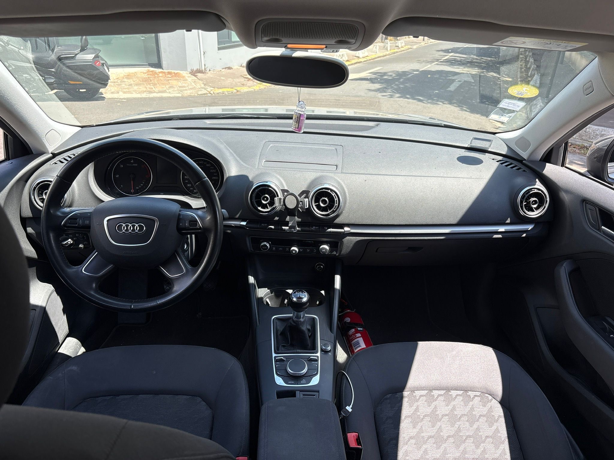 Audi A3 1.6 TDI 110ch ambition