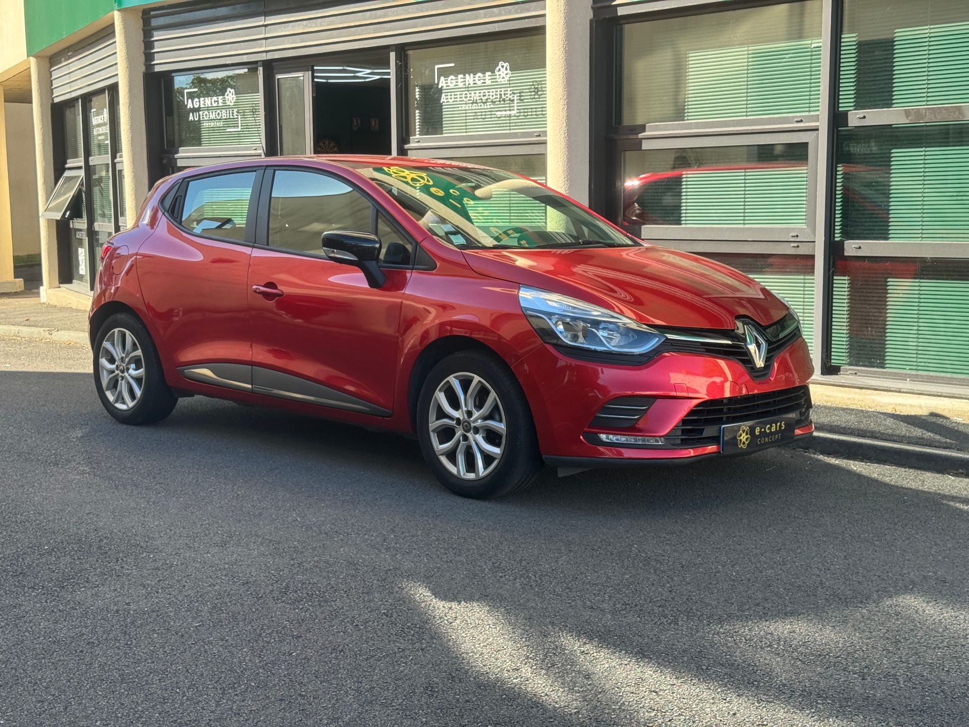 Renault Clio IV 0.9 TCE 90ch LIMITED