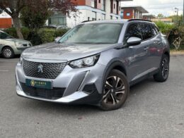 Peugeot 2008 5HB e-2008 100kW 136 cv Boîte auto 136ch ALLURE