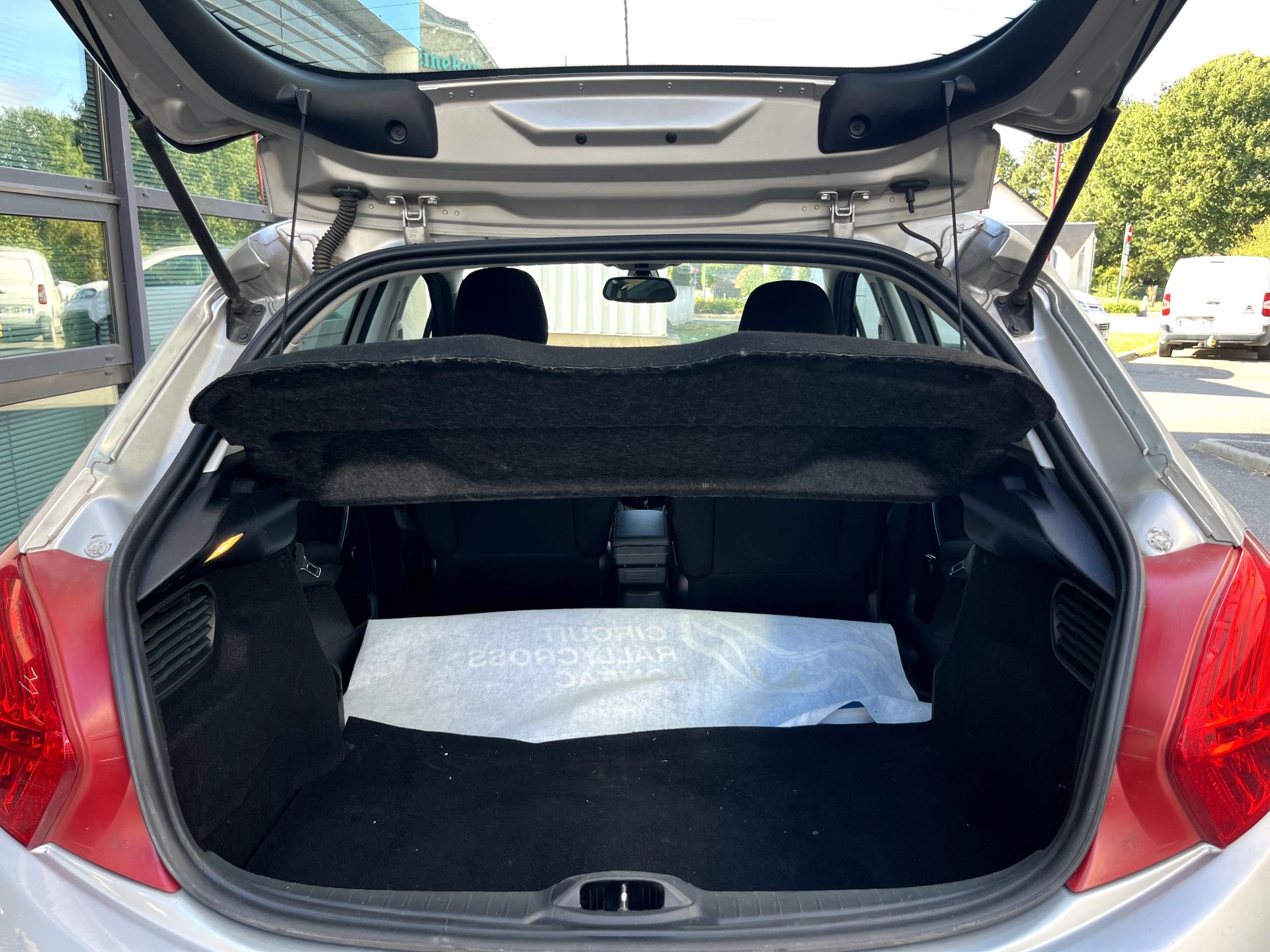 Peugeot 208 1.4L HDi 68ch