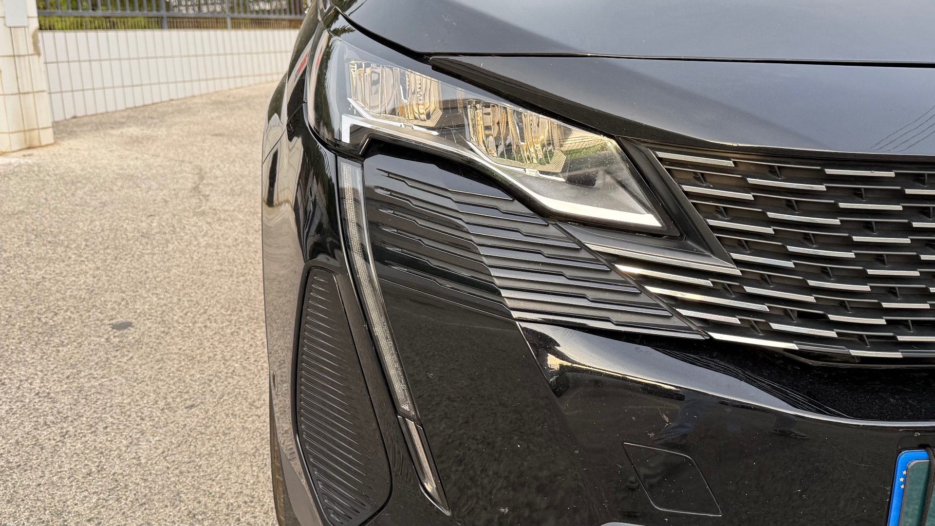 Peugeot 3008 1.6 HYBRID RECHARGEABLE e-EAT8 225ch ALLURE